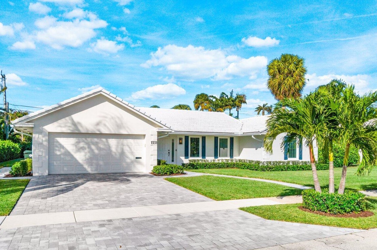 1331 Sw Mulberry Way, Boca Raton, FL 33486