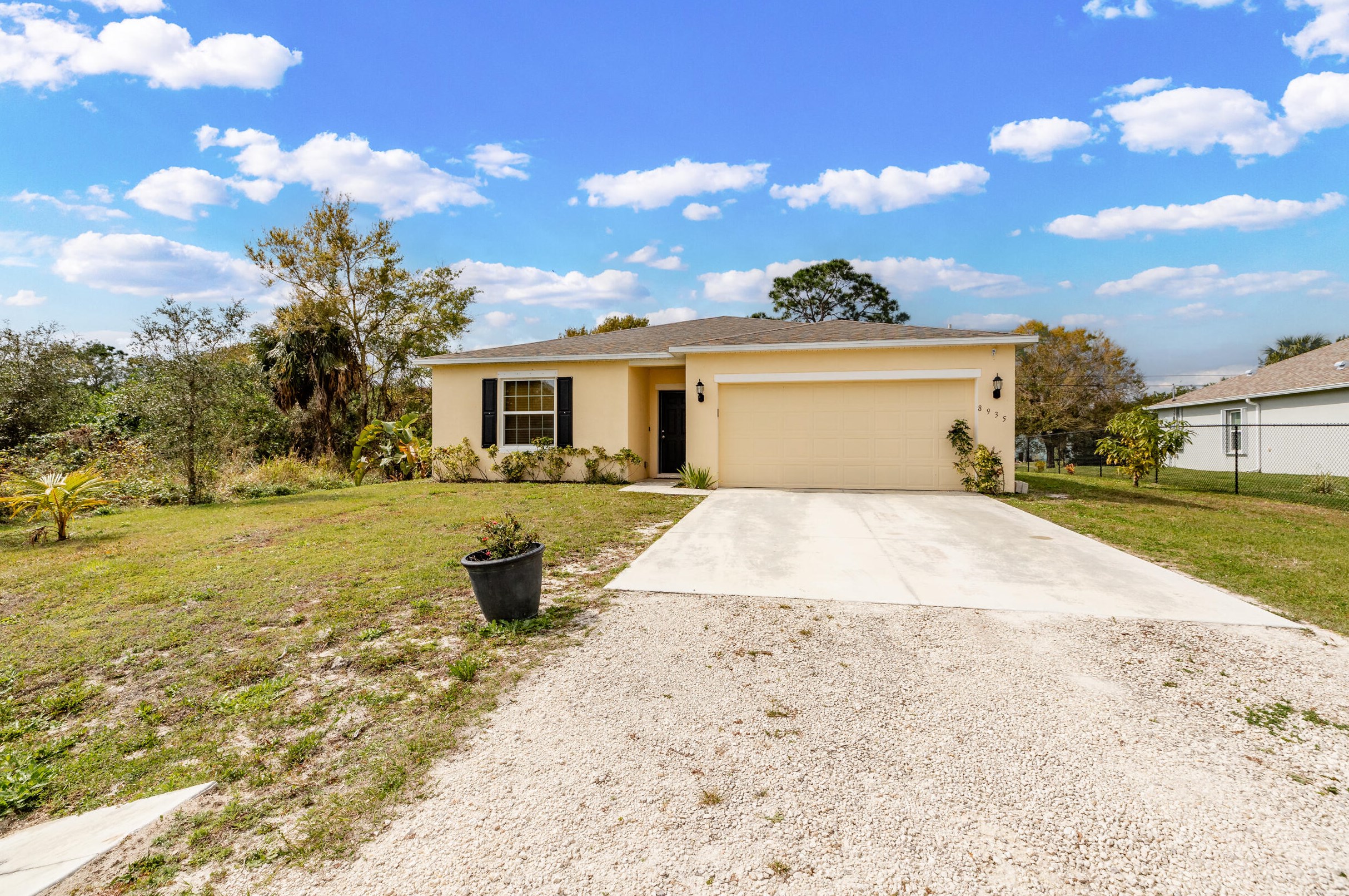 8935 101st Ct, Vero Beach, FL 32967