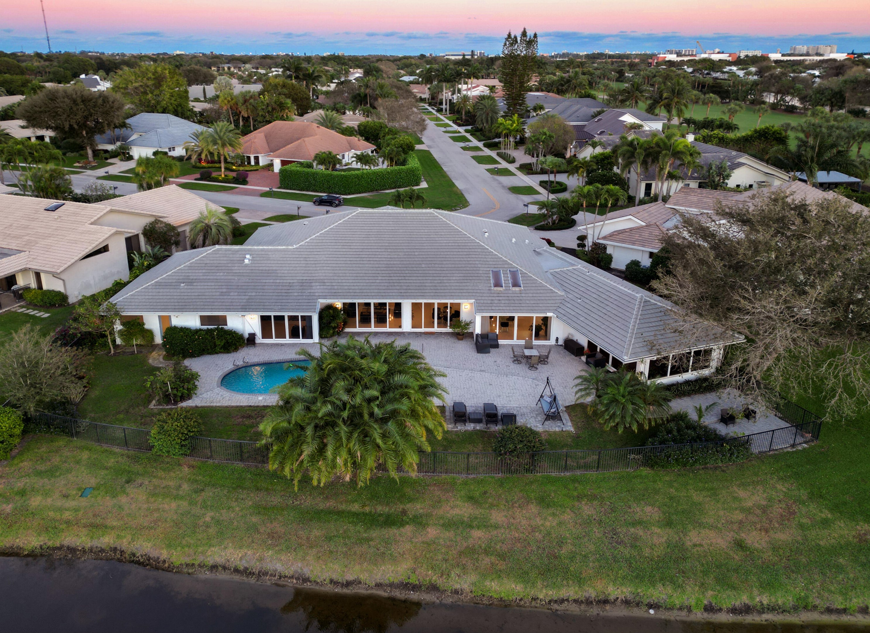 16860 Silver Oak Cir, Delray Beach, FL 33445