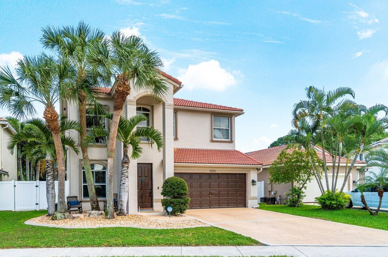 5105 Prairie Dunes Village Cir, Lake Worth, FL 33463-8217