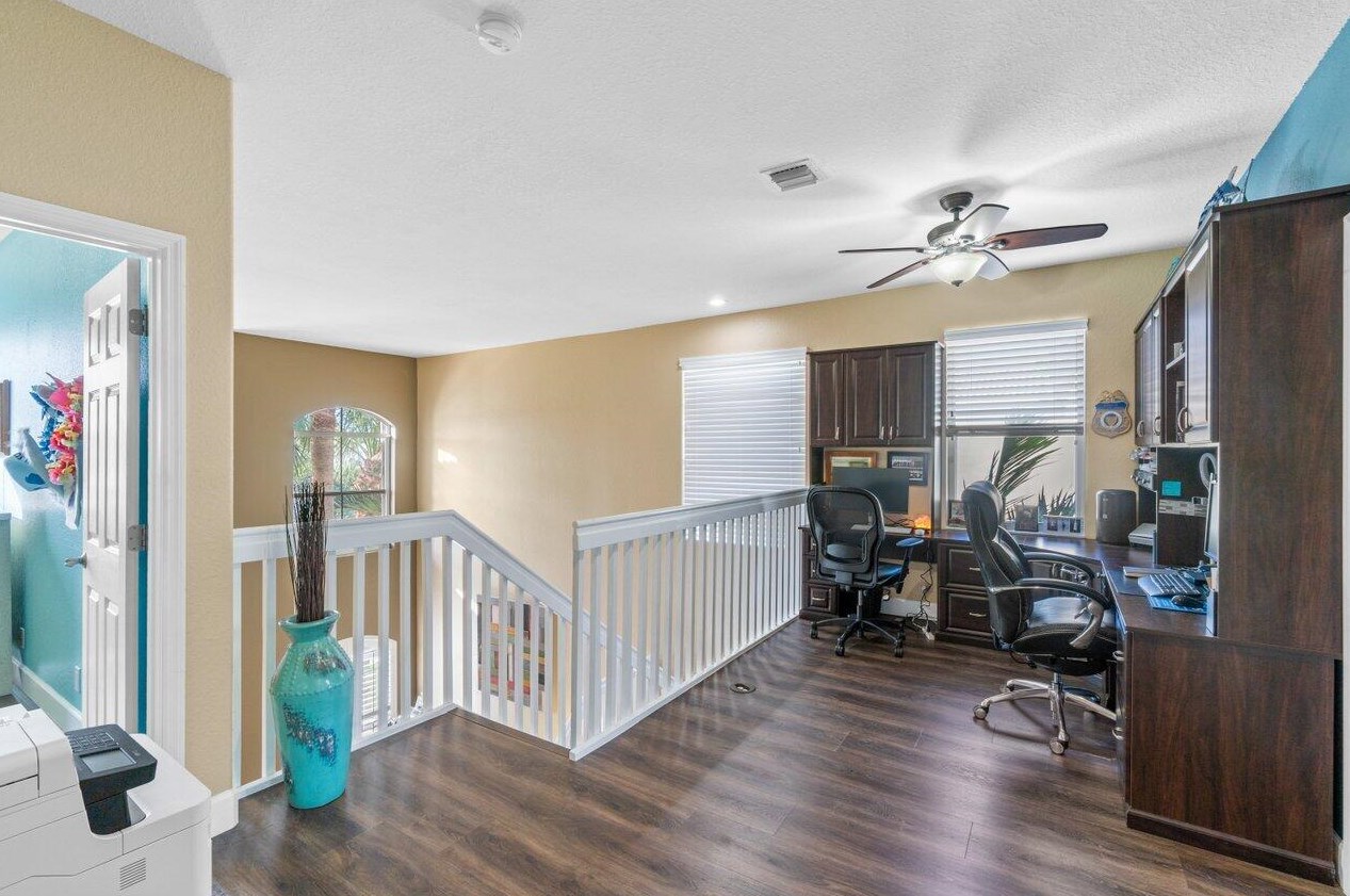 5105 Prairie Dunes Village Cir, Lake Worth FL  33463-8217 exterior