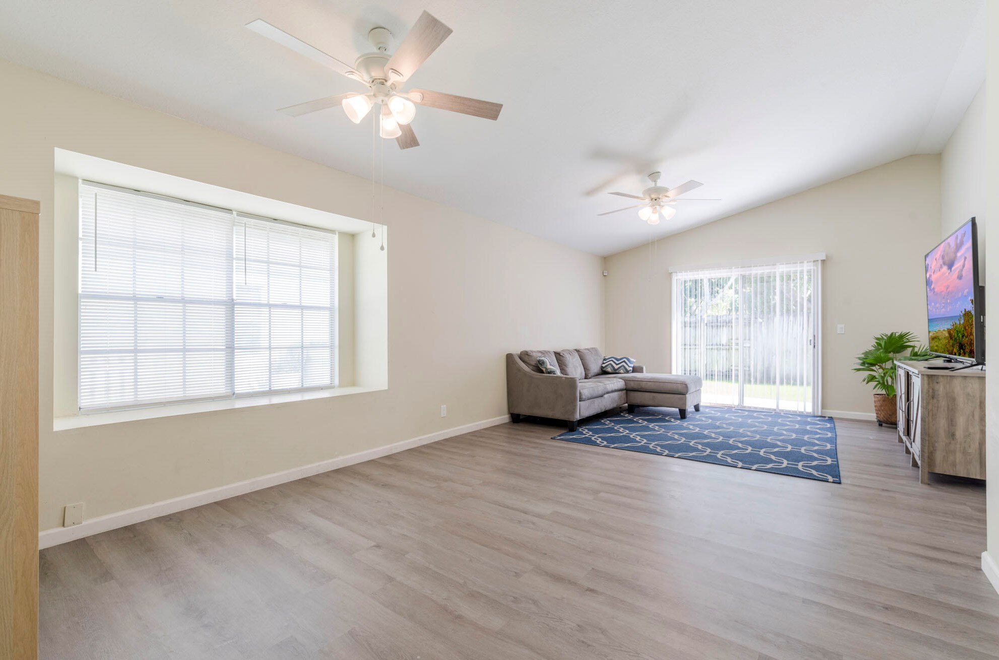 1306 Wild Daisy Ln, West Palm Beach, FL 33415