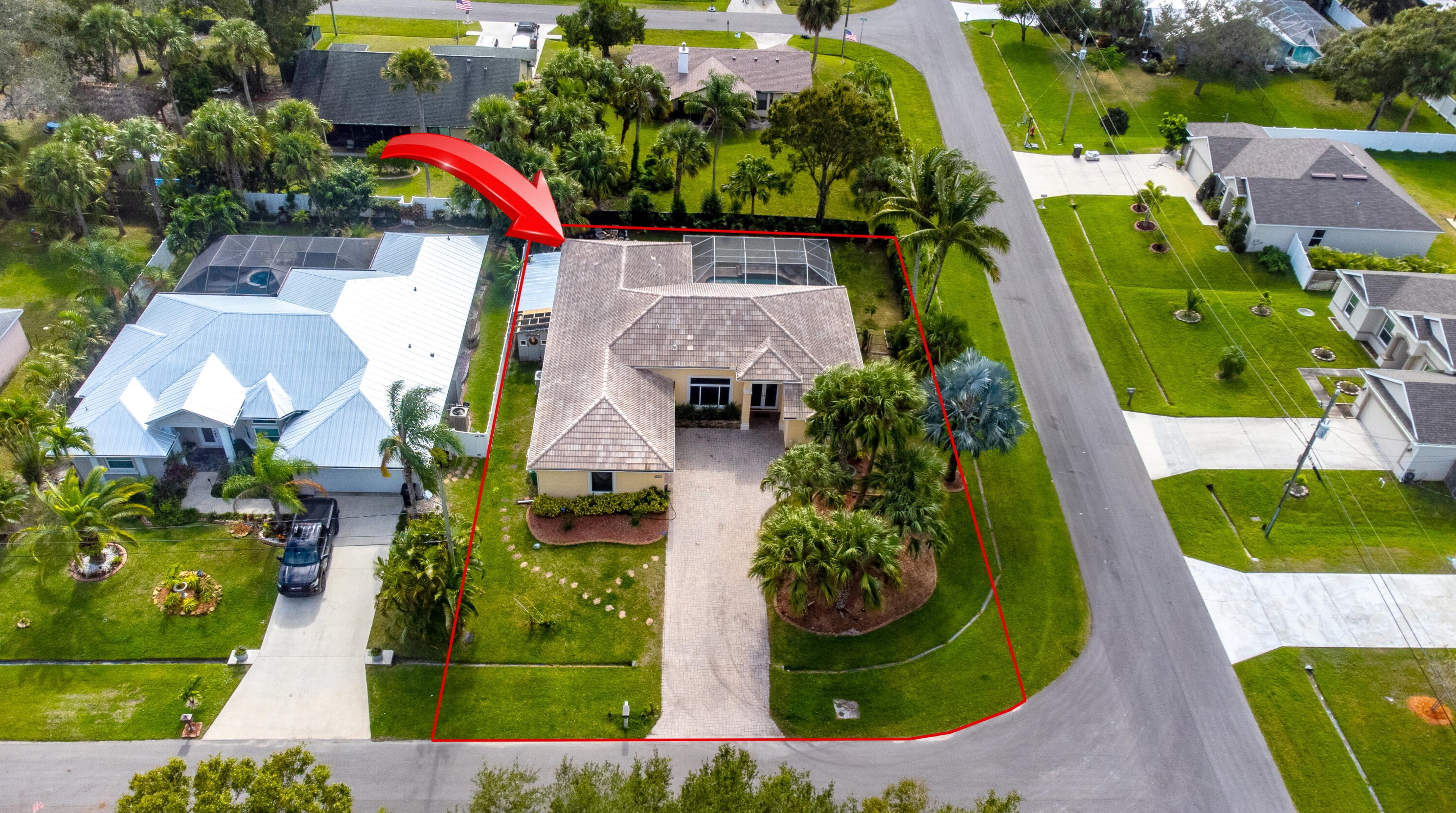 1590 Underwood Ave, Fort Pierce FL  34953-2586 exterior