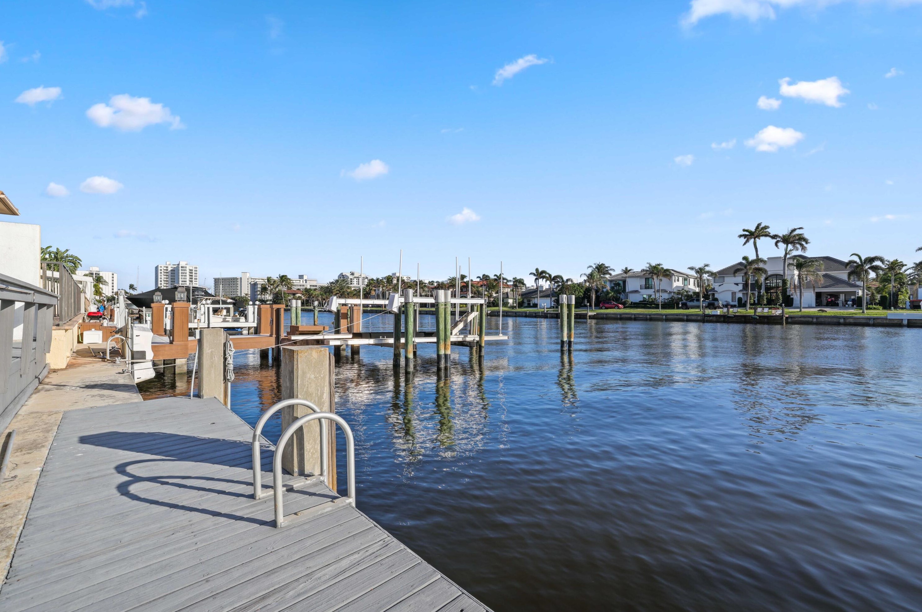 384 Captains Walk, Delray Beach, FL 33483