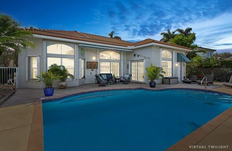 5858 La Gorce Cir, Lake Worth, FL 33463-7375