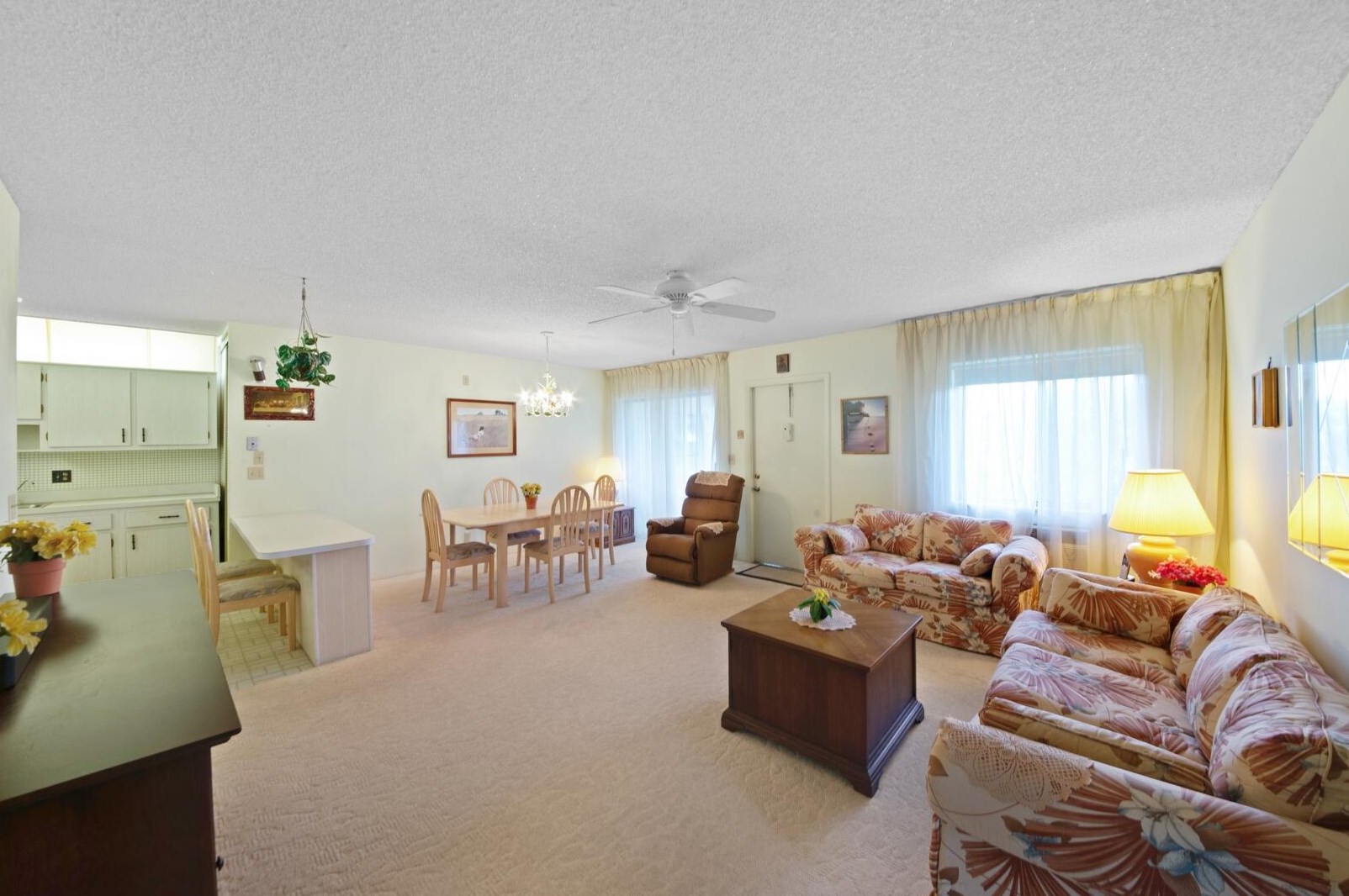 5817 La Pinata Blvd #c-2, Lake Worth, FL 33463