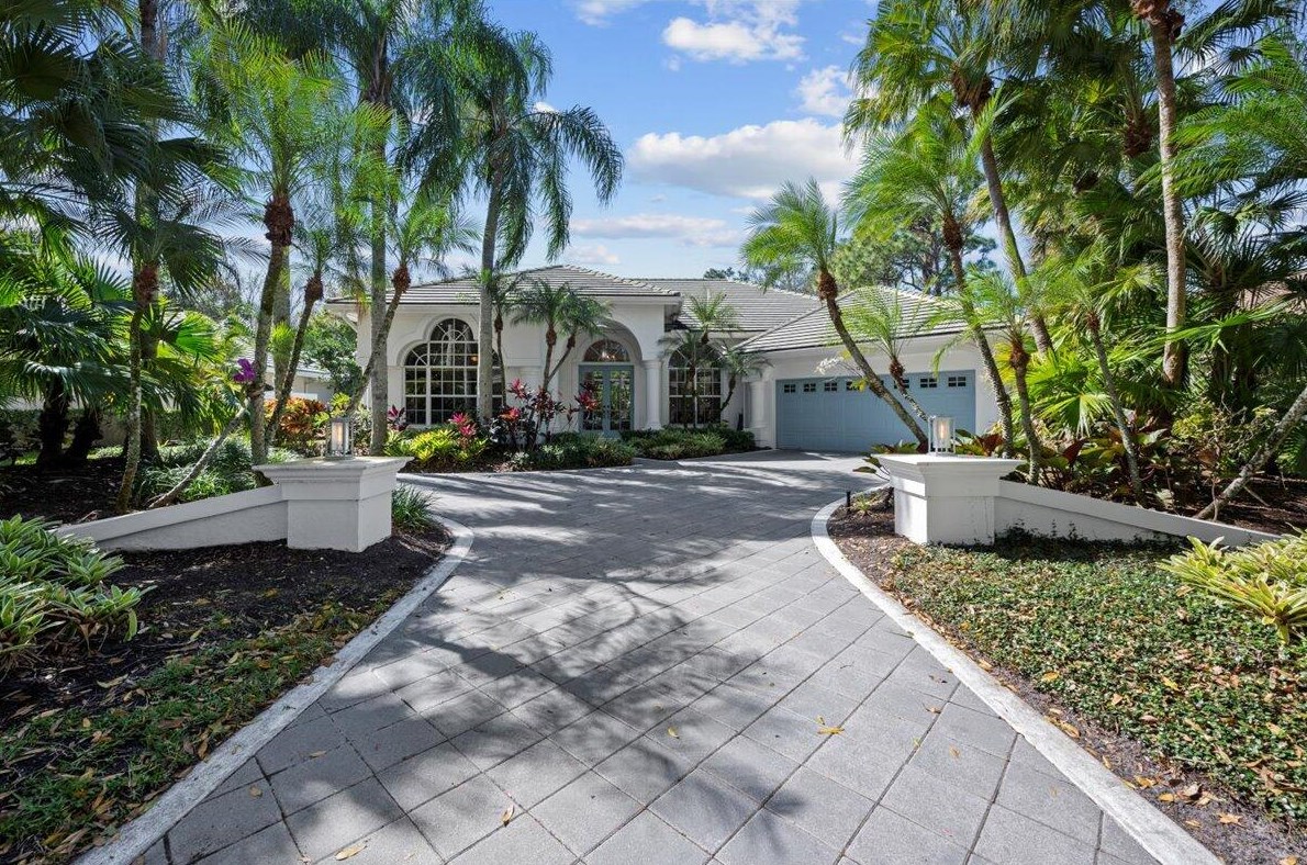 126 River Dr, Jupiter, FL 33458-3763