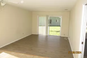 1720 SE Linpark Ct, Port Saint Lucie, FL 34952 - Photo 8