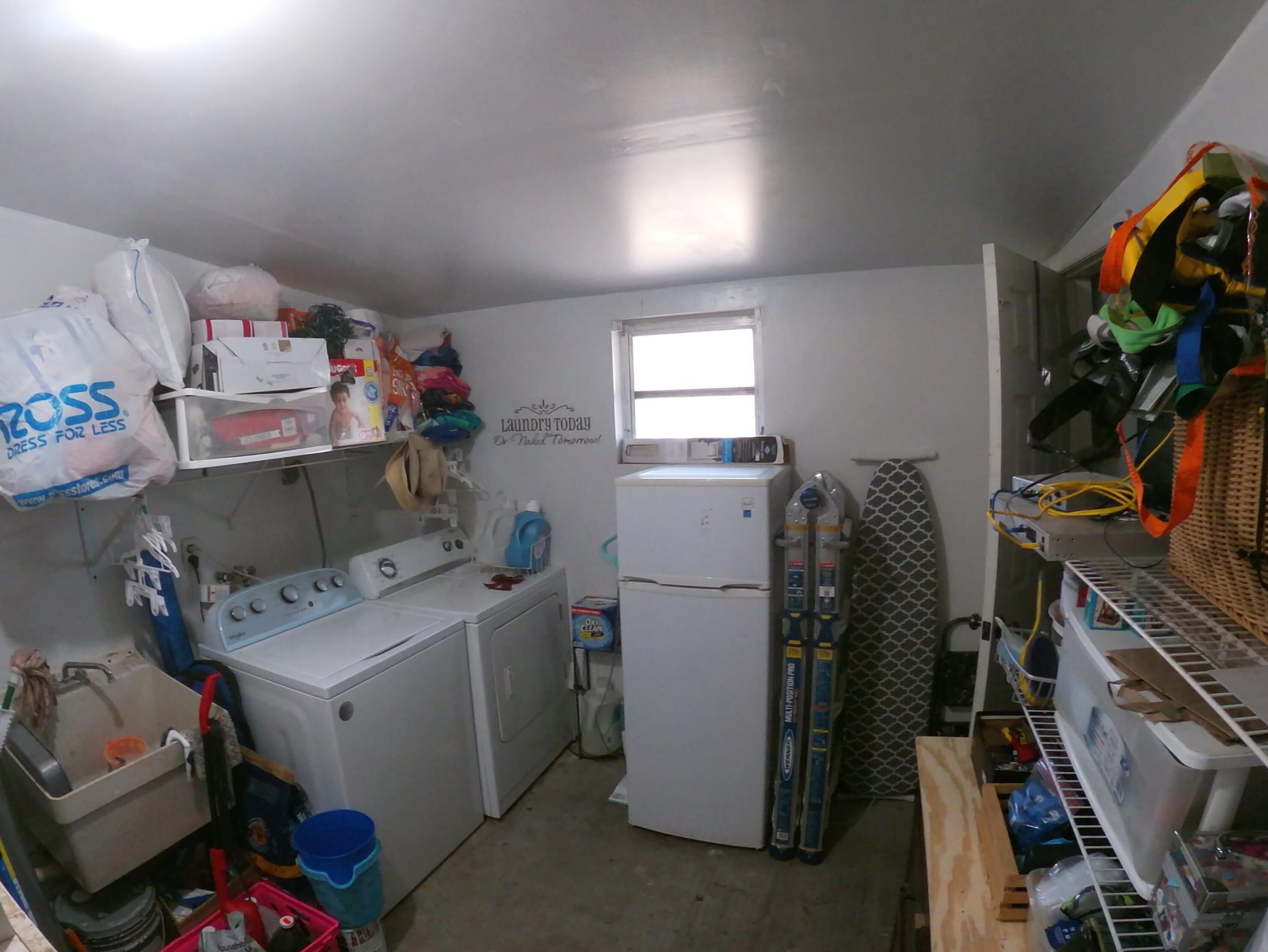 1720 Lavue Ave, Lake Worth FL  33460-2410 exterior