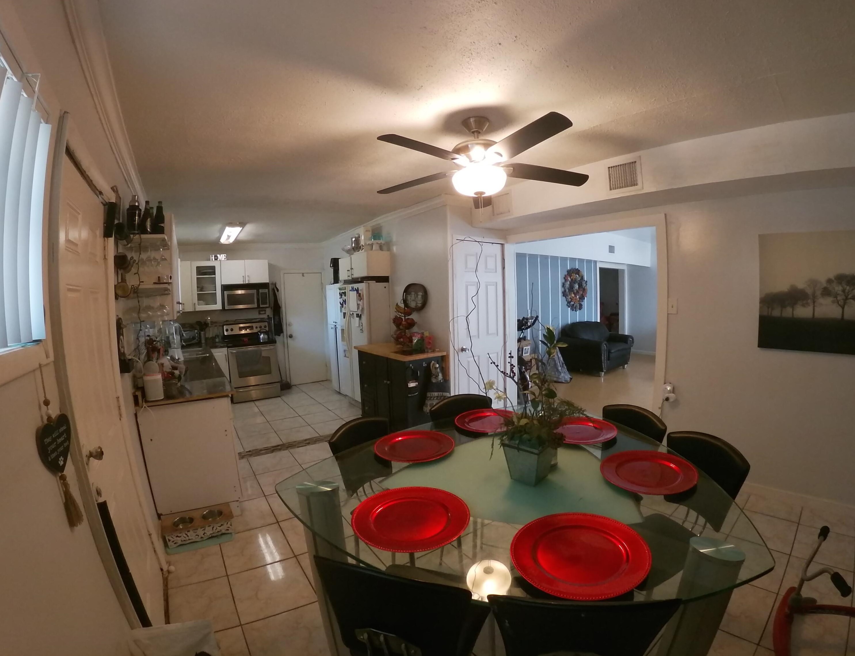 1720 Lavue Ave, Lake Worth FL  33460-2410 exterior