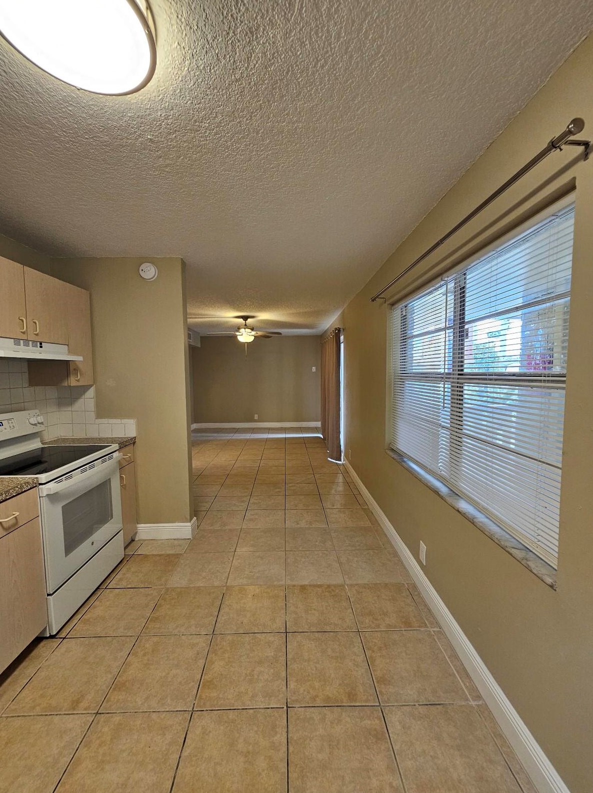 1200 W Blue Heron Blvd #2, West Palm Beach, FL 33404