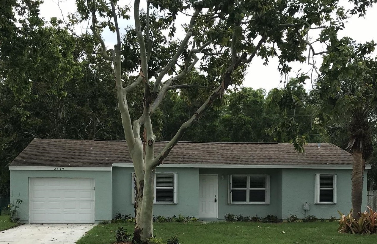 2549 West Blackwell Dr, Fort Pierce, FL 34952-7368