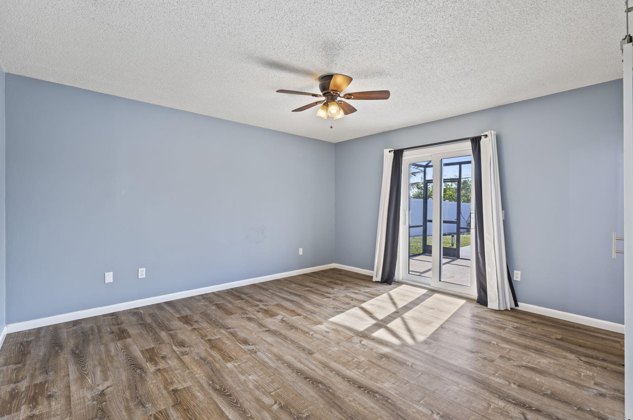 762 Dolores Ave, Fort Pierce FL  34983-1812 exterior