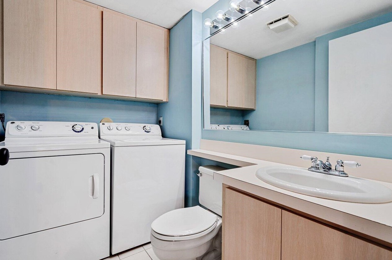 4003 Medford Ct, Boynton Beach FL 33436-9062 exterior