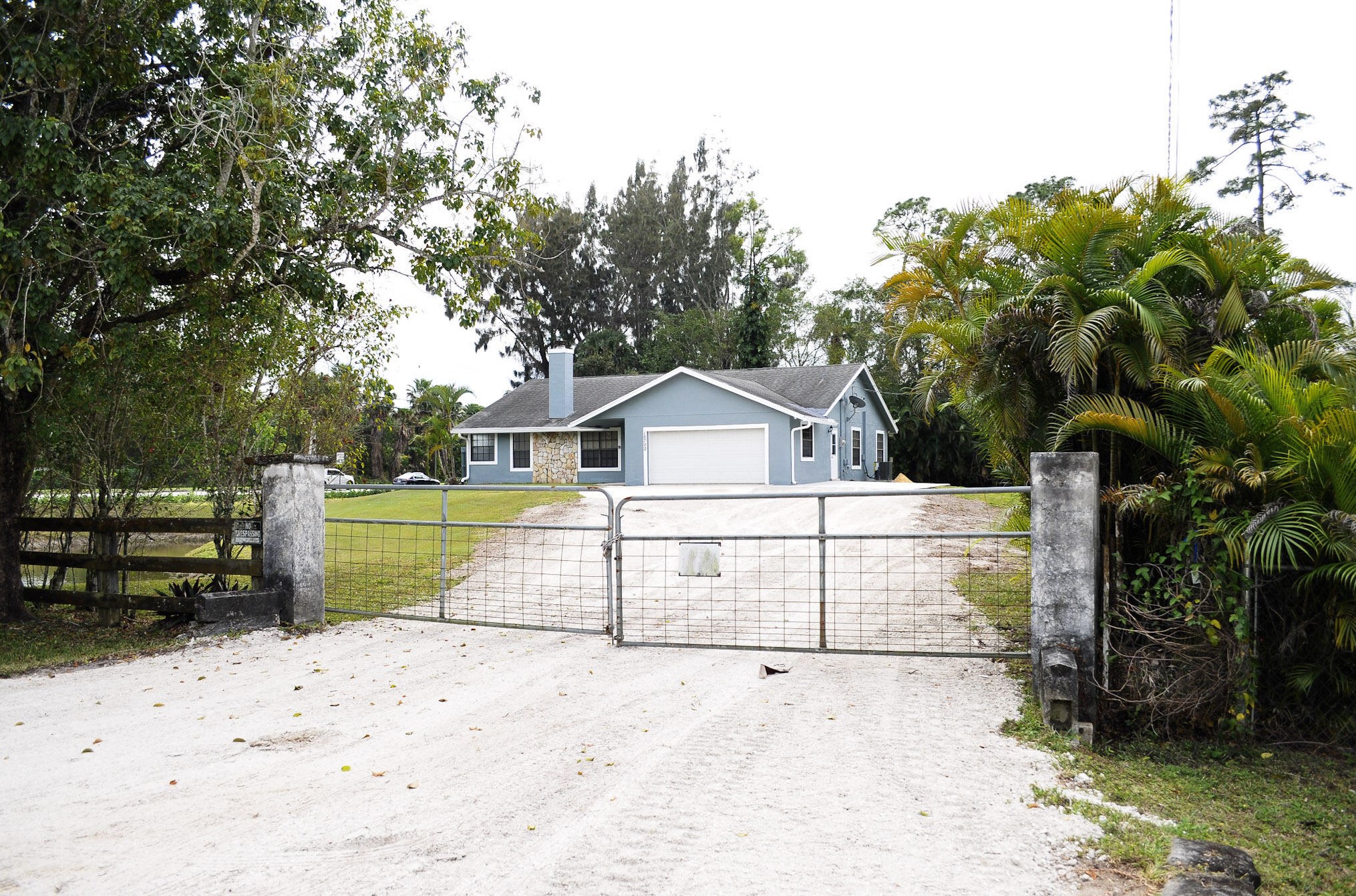 16702 E Calder Dr, Town of Loxahatchee Groves, FL 33470