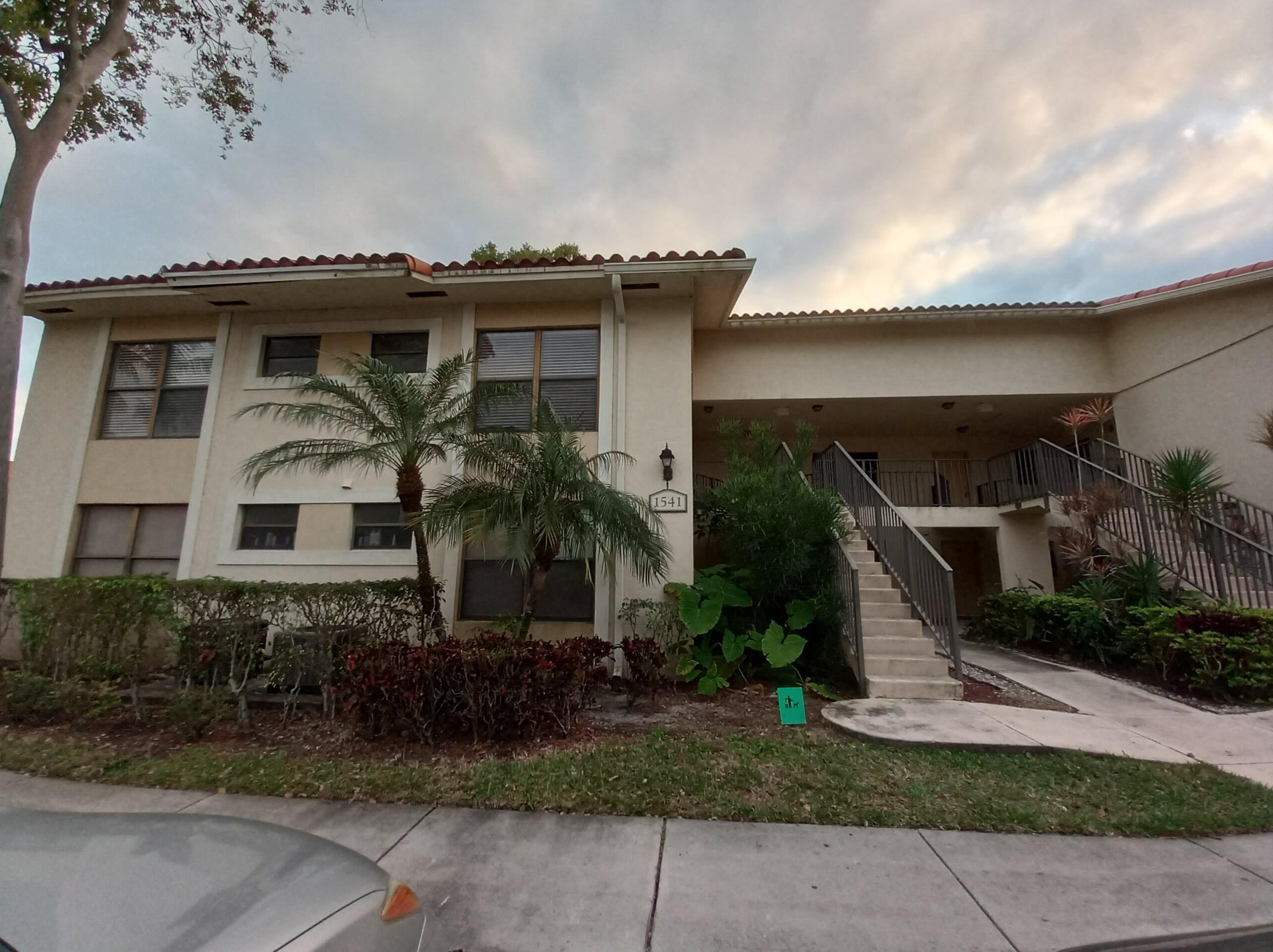 1541 Balfour Point Dr Apt E, West Palm Beach, FL