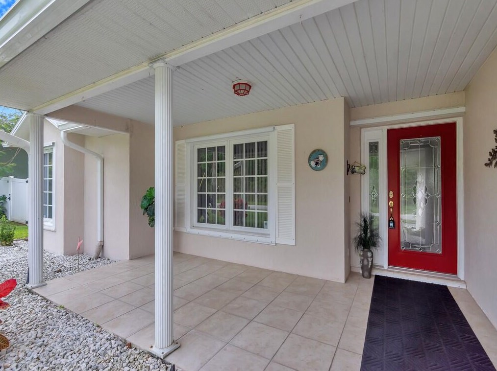 738 Concha Dr, Sebastian, FL 32958-6604