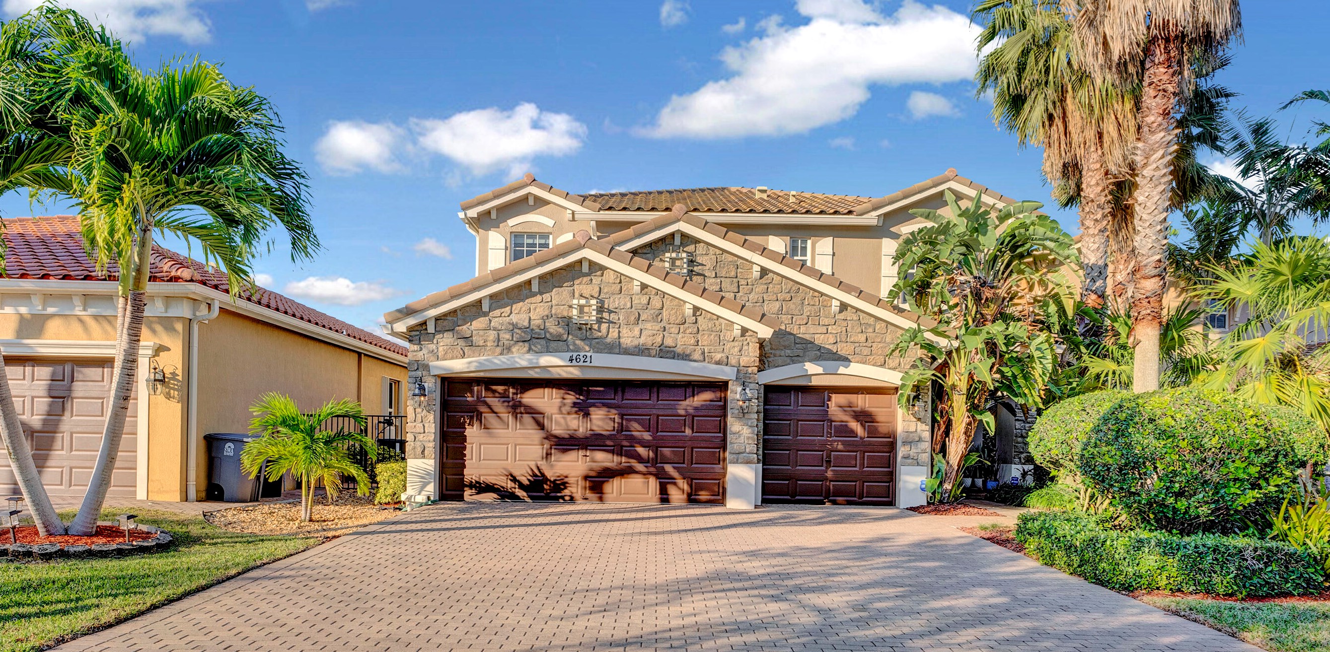4621 Capital Dr, Lake Worth, FL 33463-8184