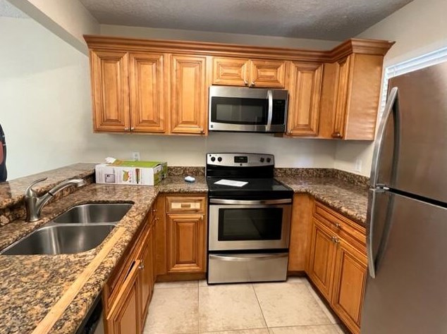 1440 Lake Crystal Dr #e, West Palm Beach, FL