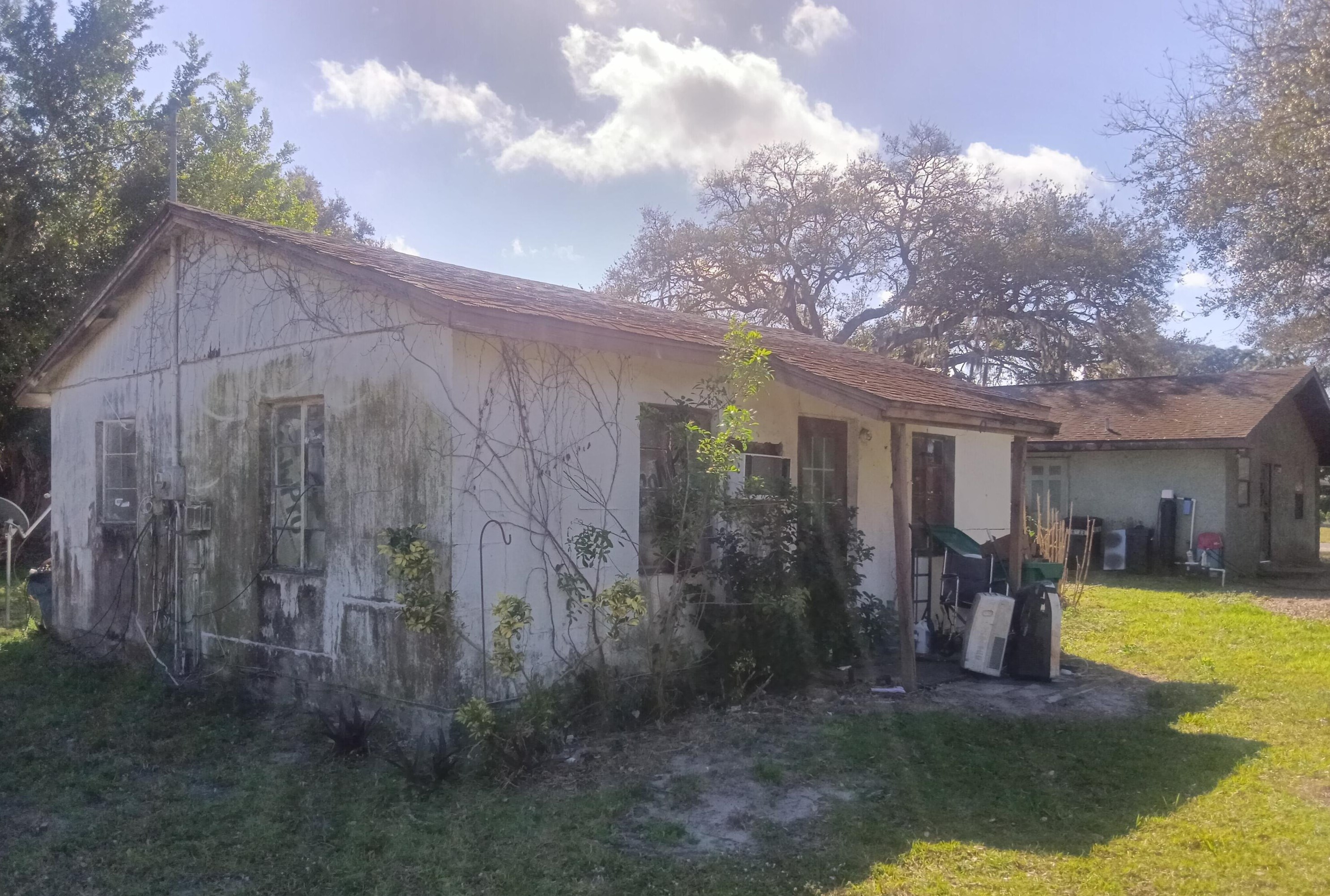 2402 49th St, Fort Pierce, FL 34946-1019