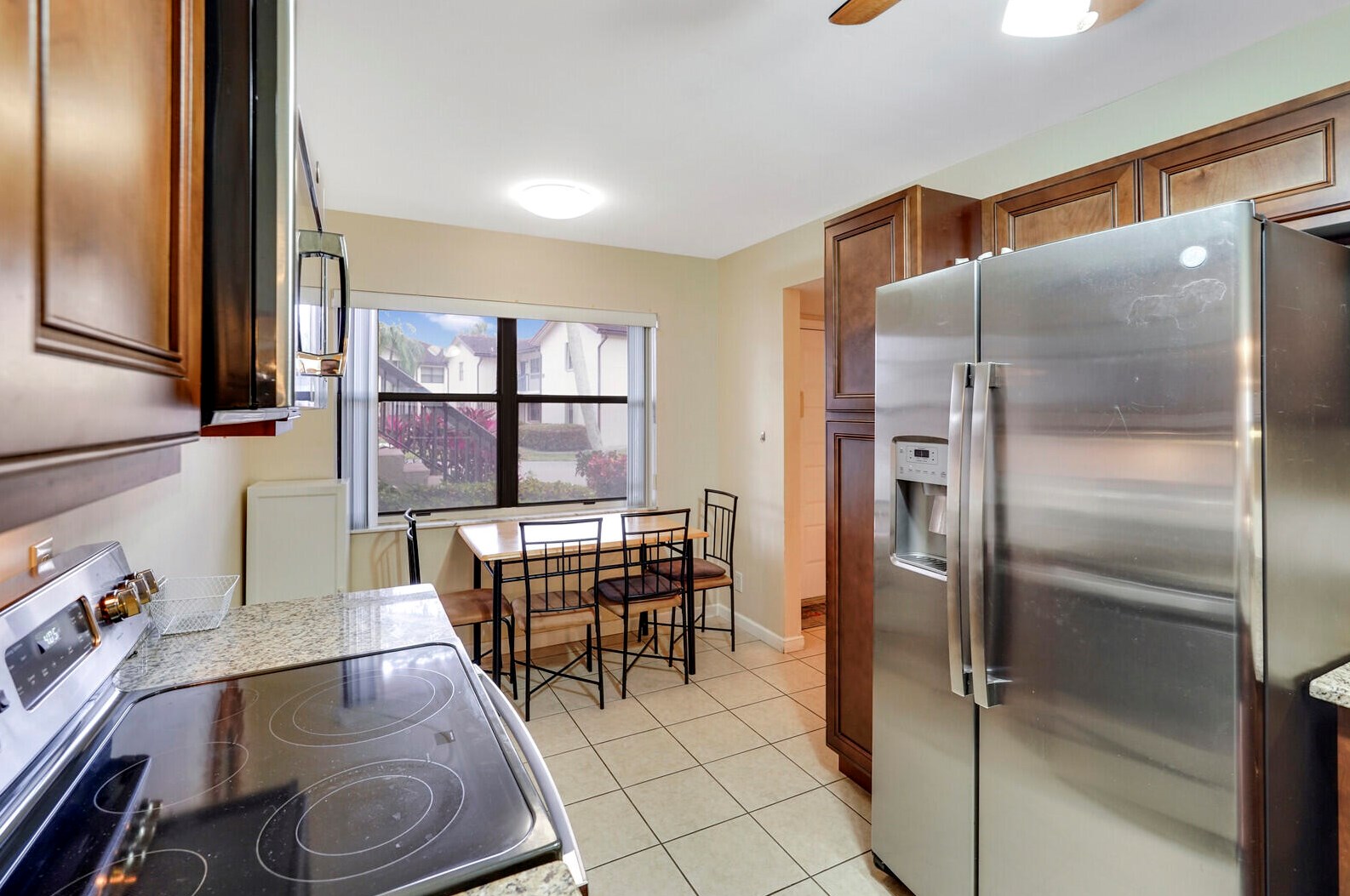 7689 Tahiti Ln #101, Lake Worth, FL 33467