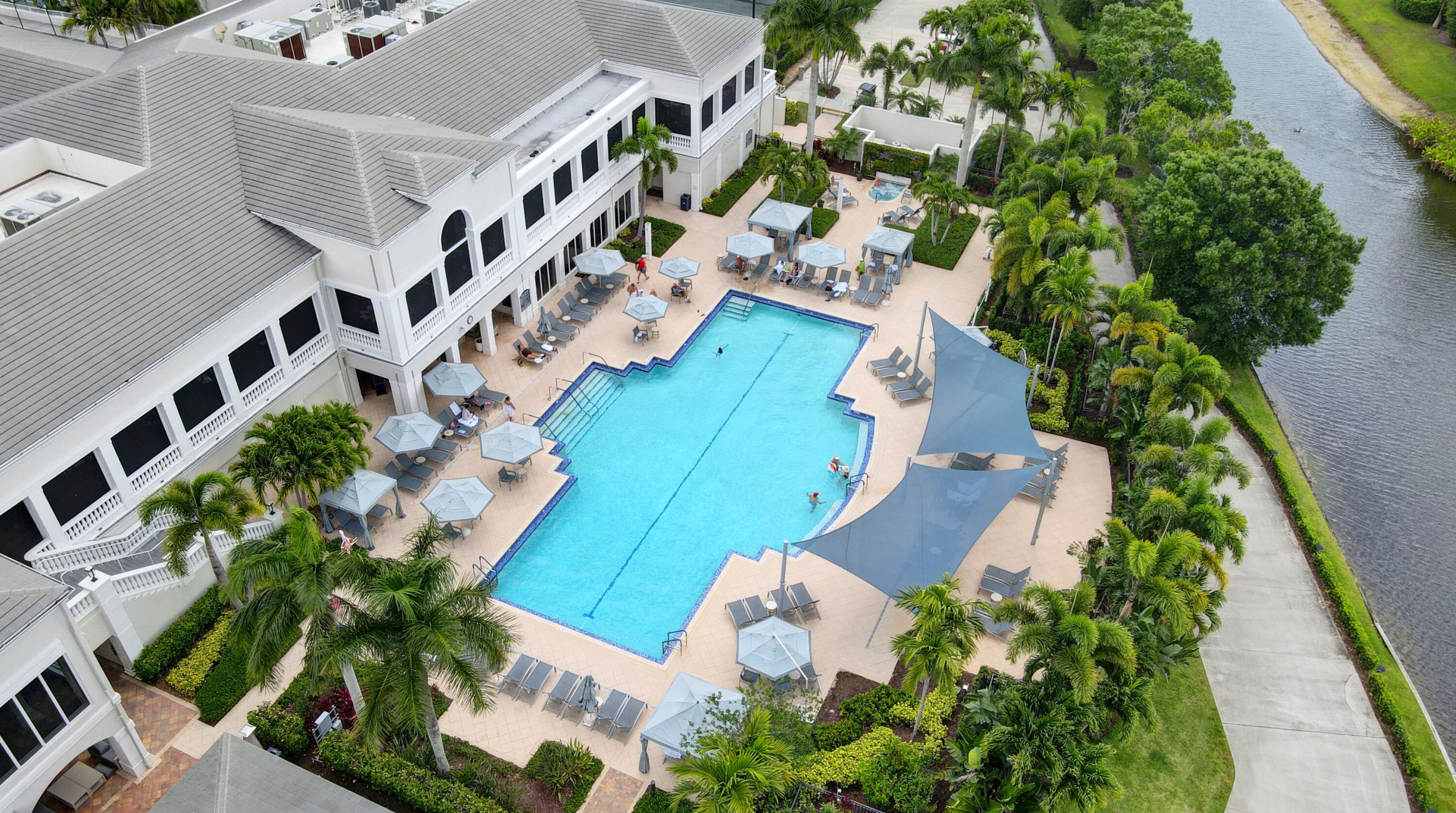 4614 Carlton Golf Dr, Lake Worth FL  33449-8129 exterior