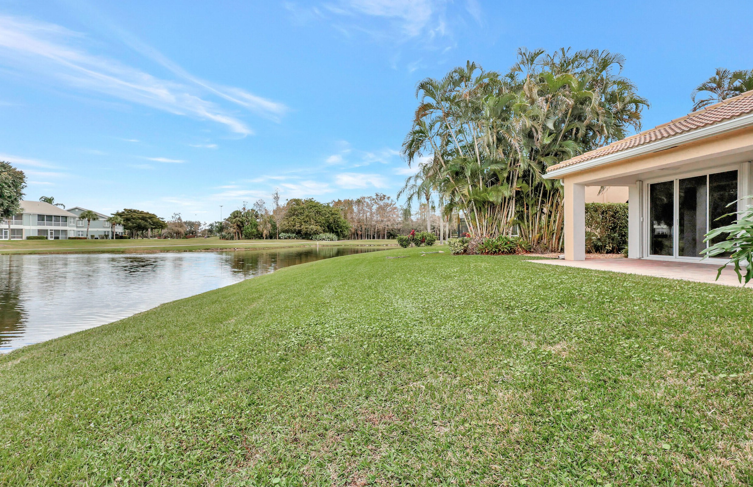 4614 Carlton Golf Dr, Lake Worth FL  33449-8129 exterior