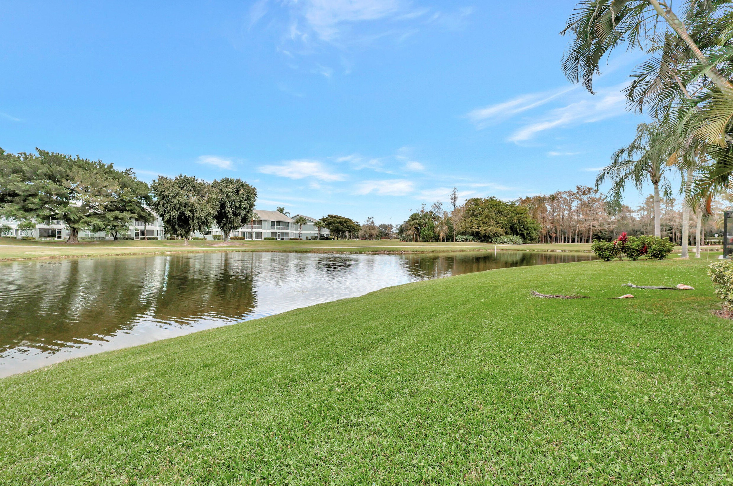 4614 Carlton Golf Dr, Lake Worth FL  33449-8129 exterior