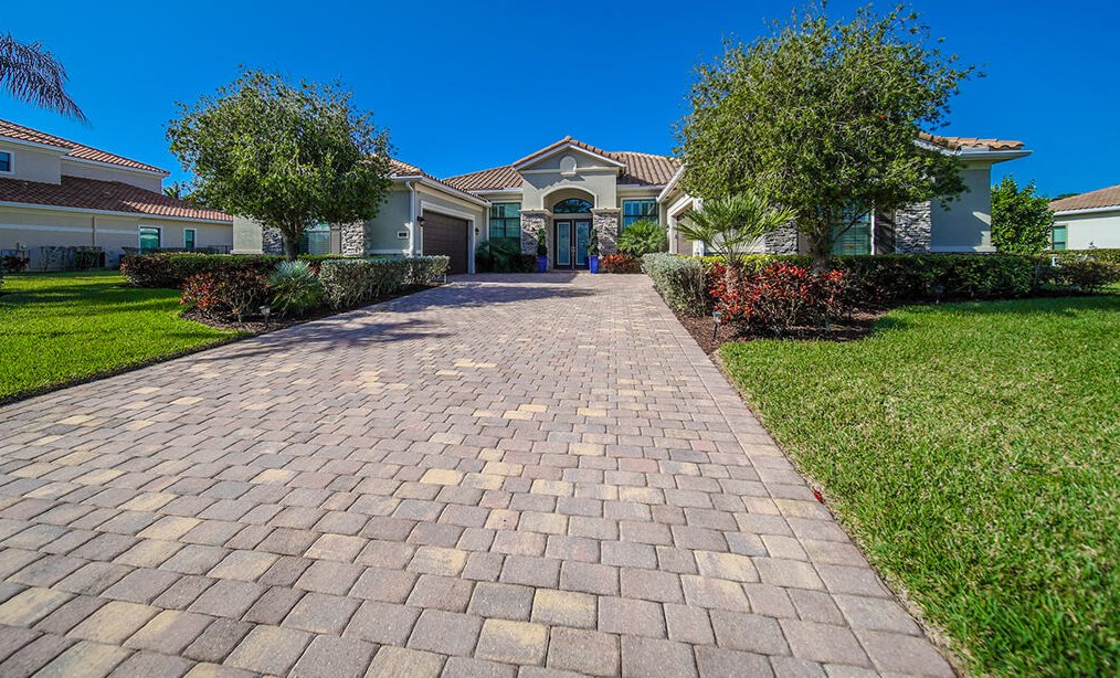 5227 Longspur Ln, Palm City, FL 34990-8824