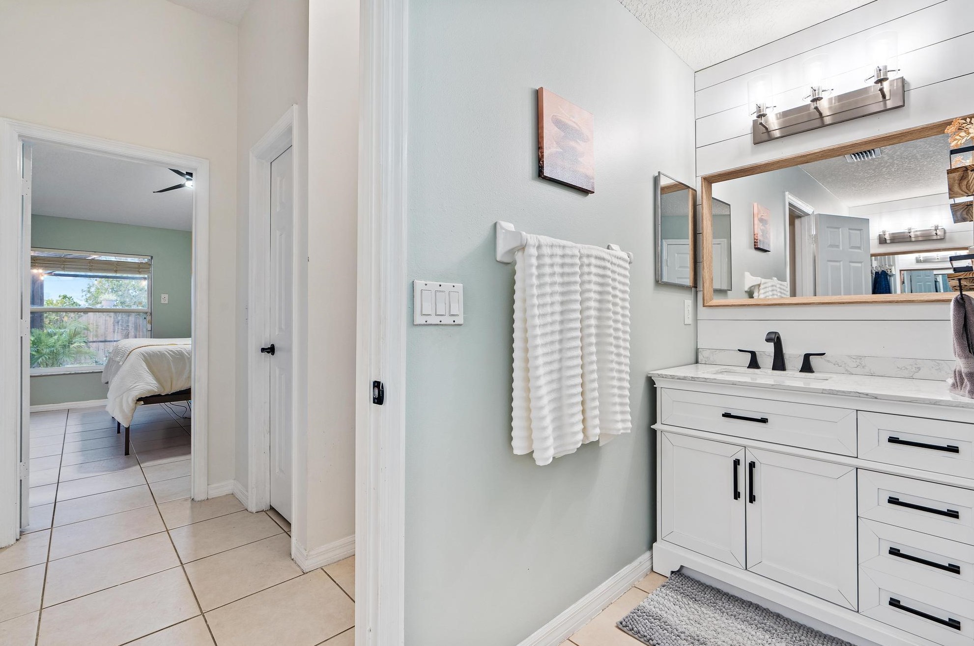 5884 Carovel Ave, Fort Pierce FL  34986-3801 exterior