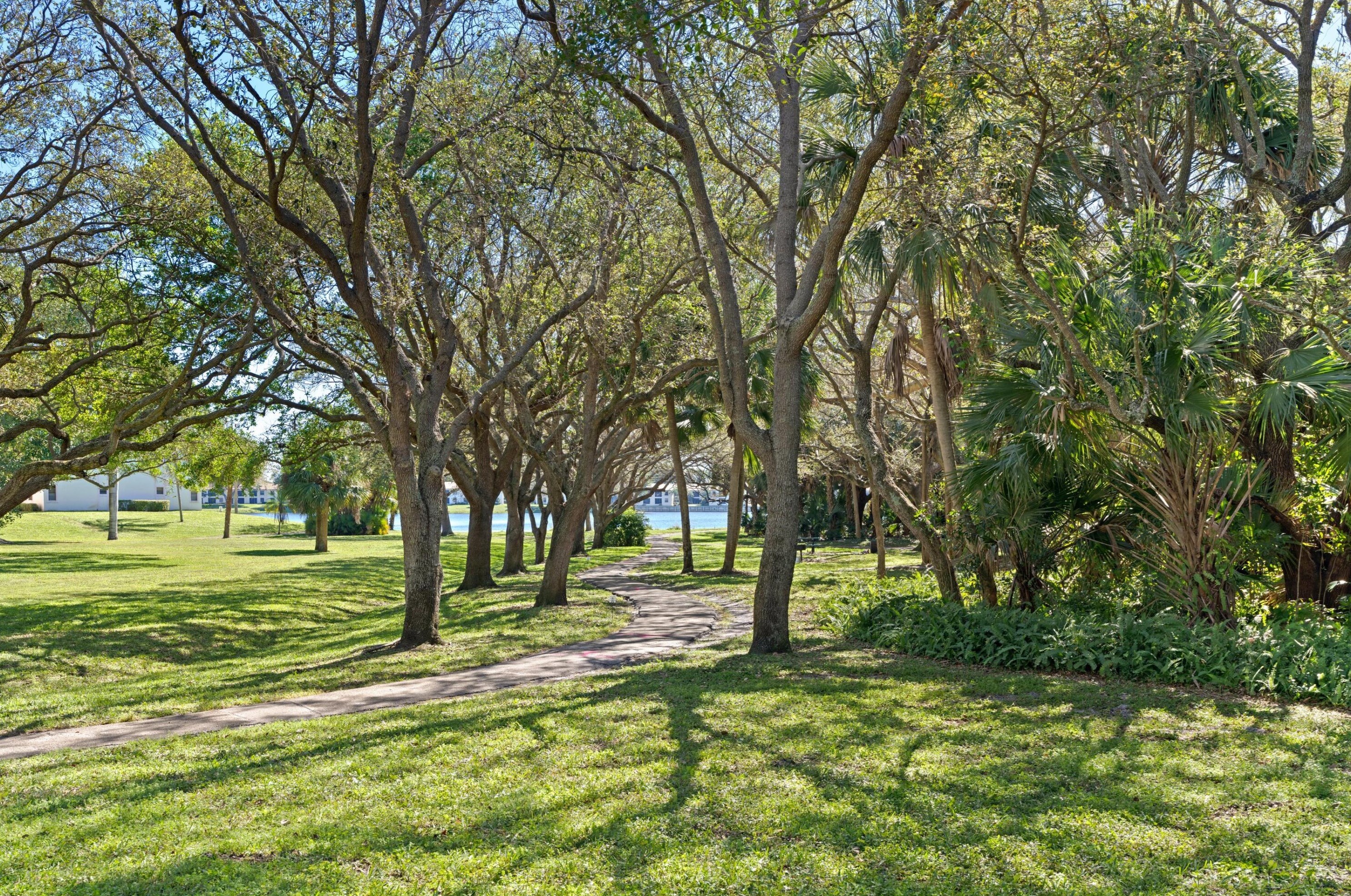 3072 Inglewood Ter, Boca Raton, FL 33431-6557