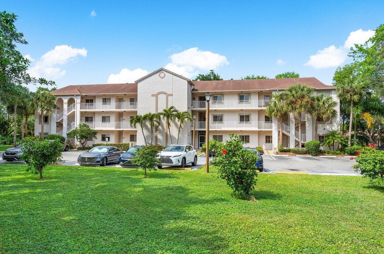 5084 Rose Hill Dr #1105, Boynton Beach, FL 33437
