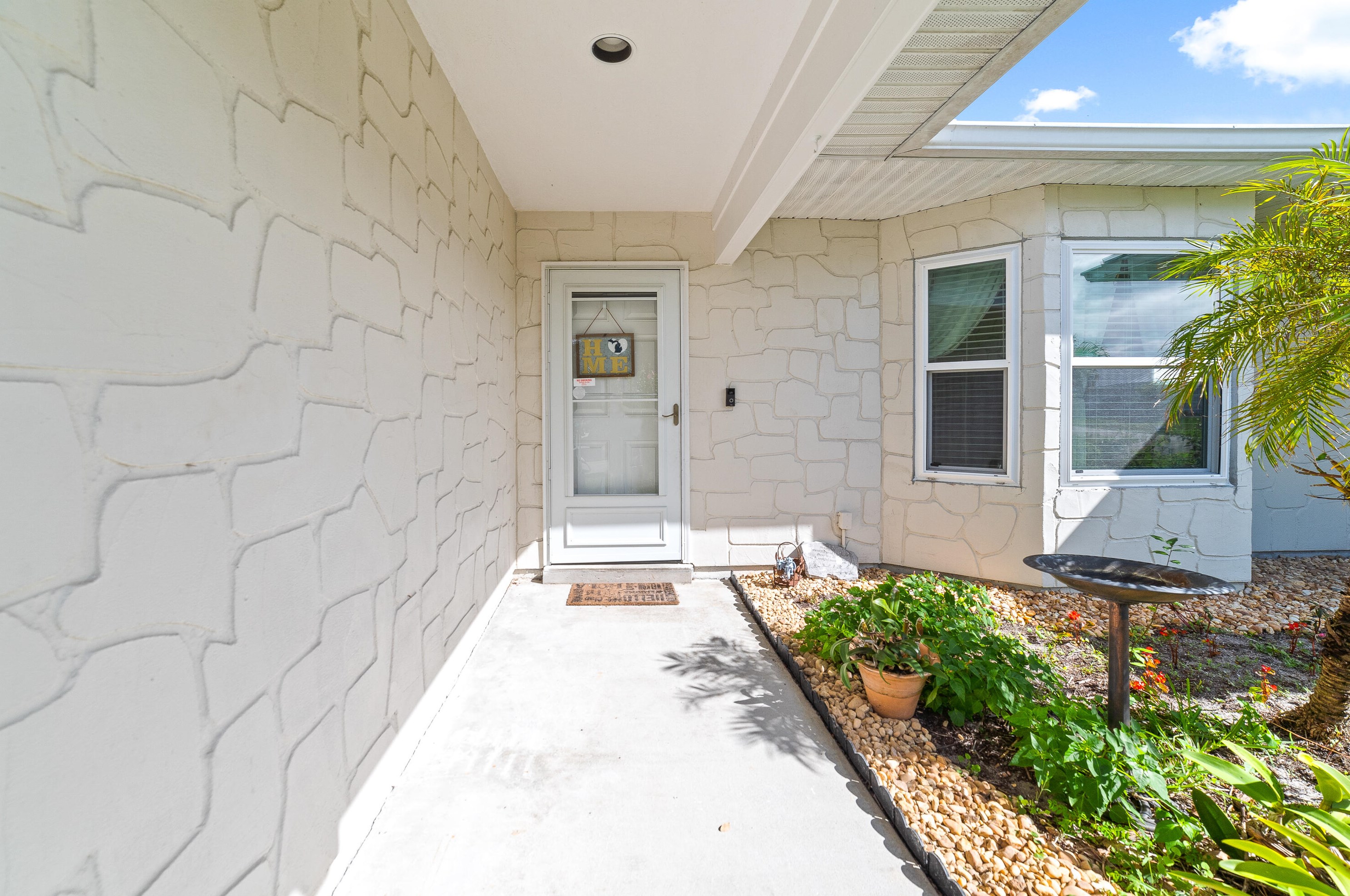 1806 18th Ave, Vero Beach, FL 32962-6877