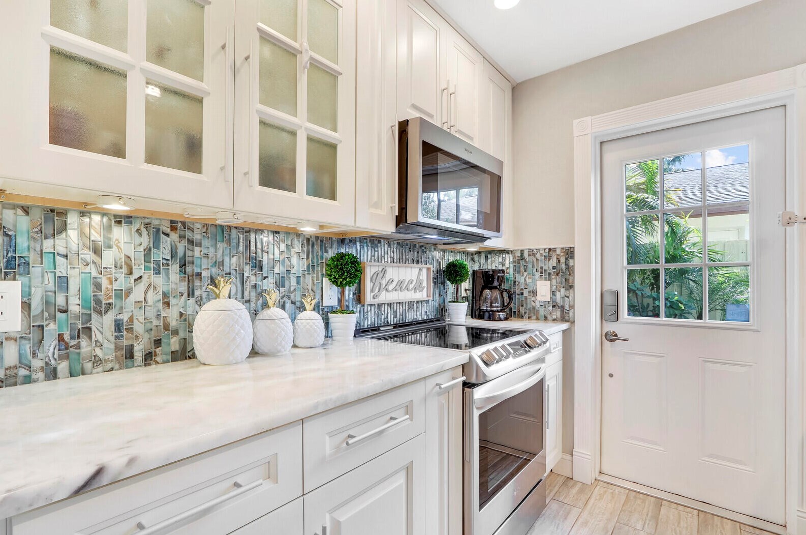 503 Perry Ave, Jupiter, FL 33458-5026