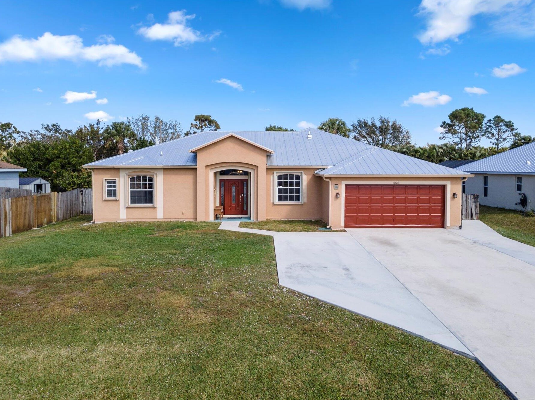 1225 Sw Janette Ave, Fort Pierce, FL 34953