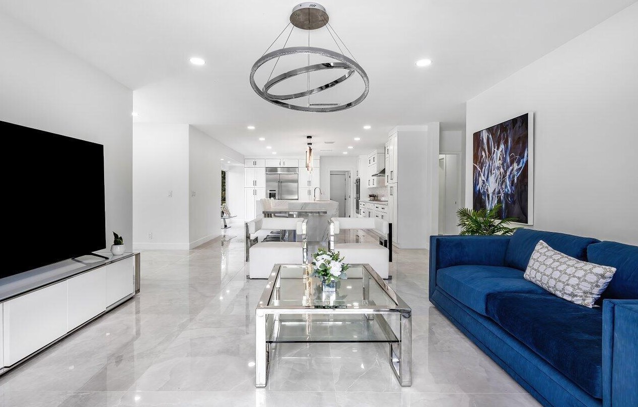 6975 Calumet Cir, Lake Worth FL 33467-7005 exterior