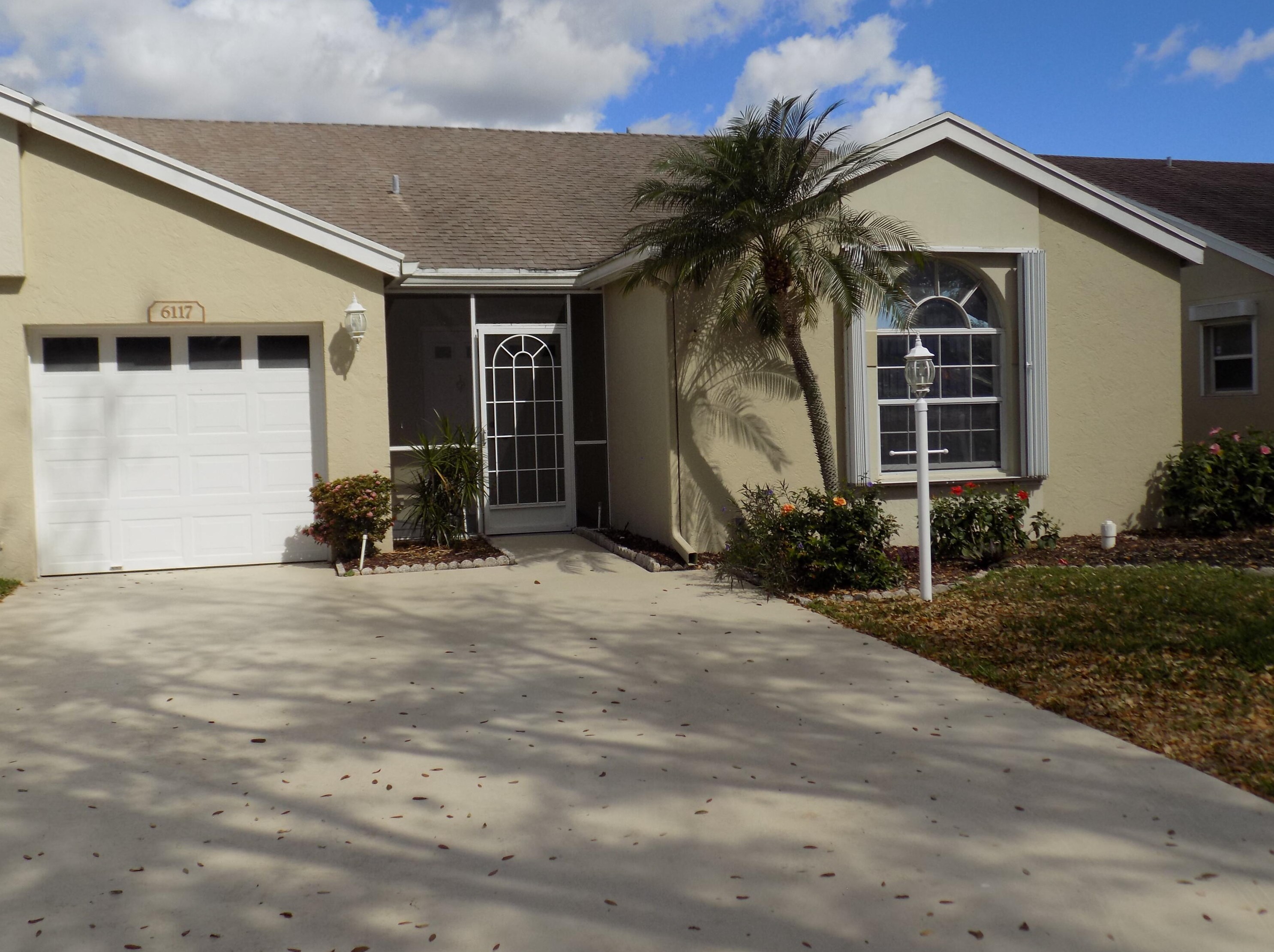 6117 Pond Tree Ct, Lake Worth, FL 33463