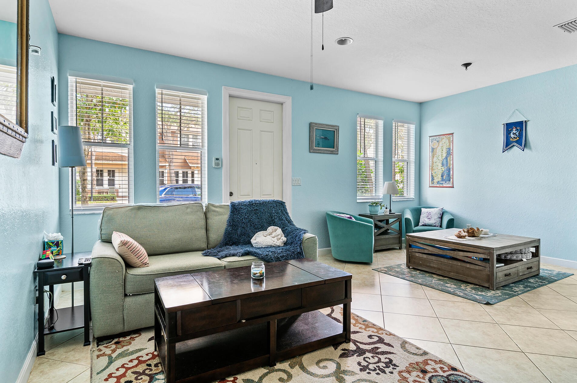 580 Pacific Grove Dr #3, West Palm Beach, FL 33401