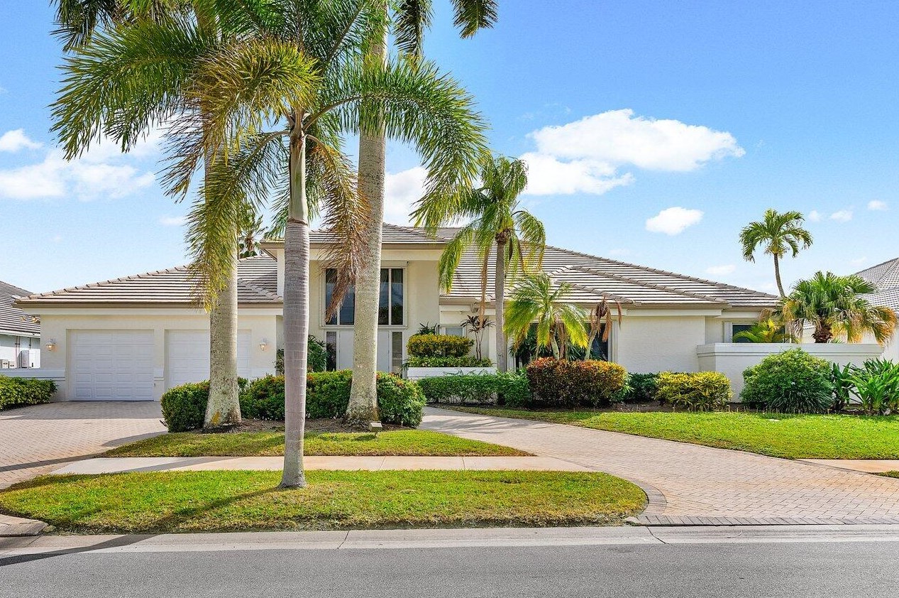4816 Bocaire Blvd, Boca Raton, FL 33487-1125