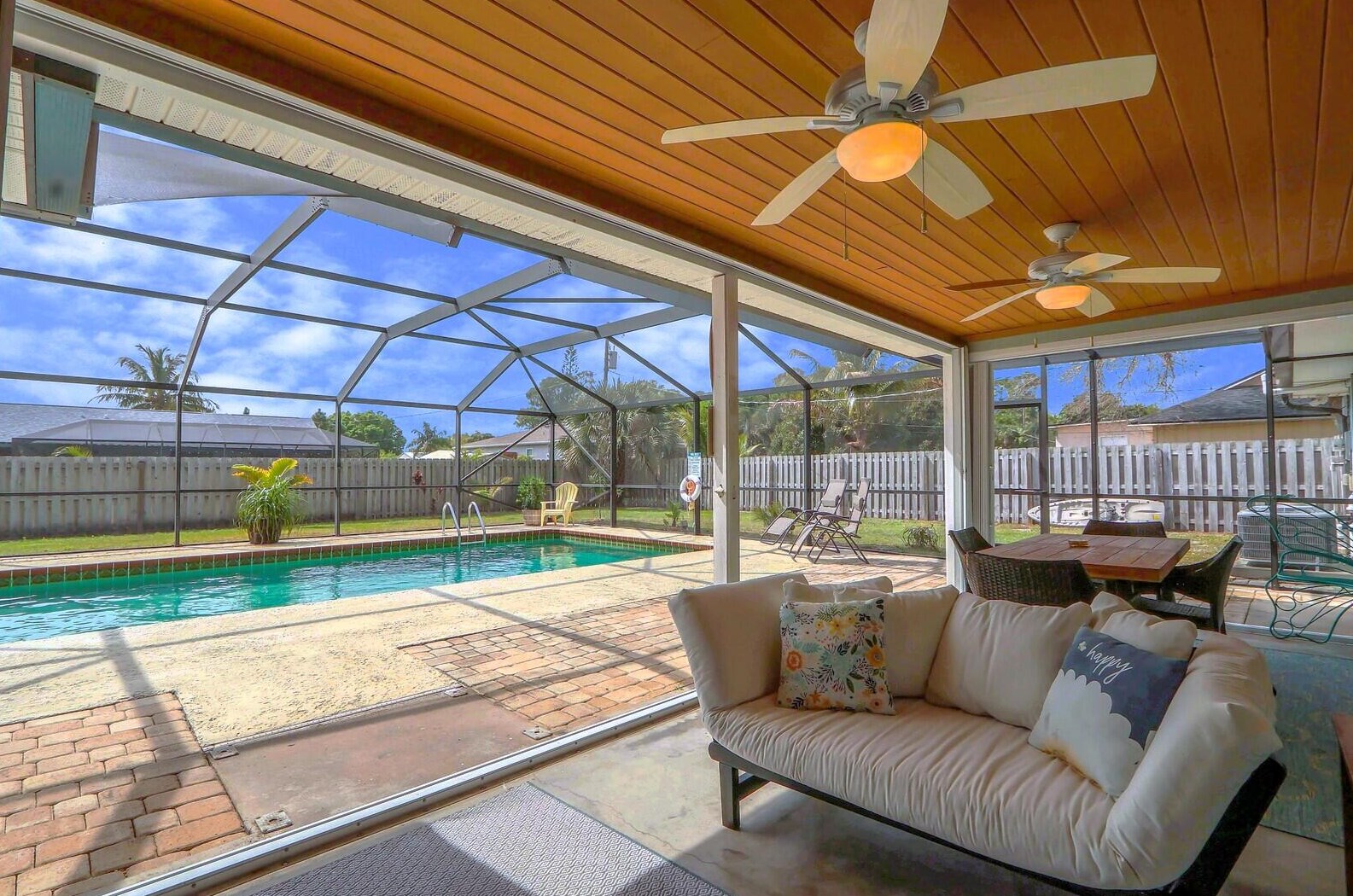 6501 Paso Robles Blvd, Fort Pierce FL  34951-1224 exterior