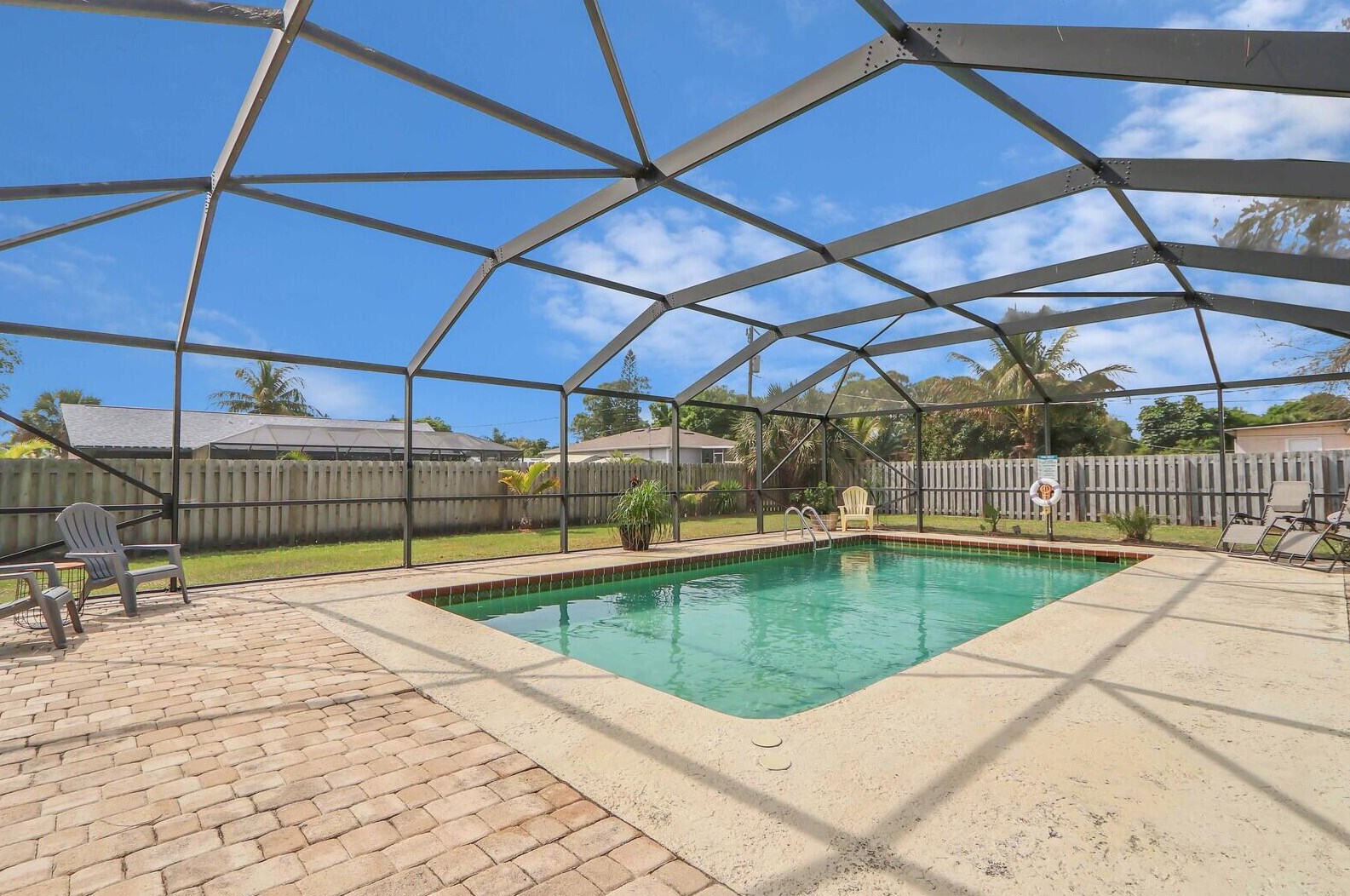 6501 Paso Robles Blvd, Fort Pierce FL  34951-1224 exterior