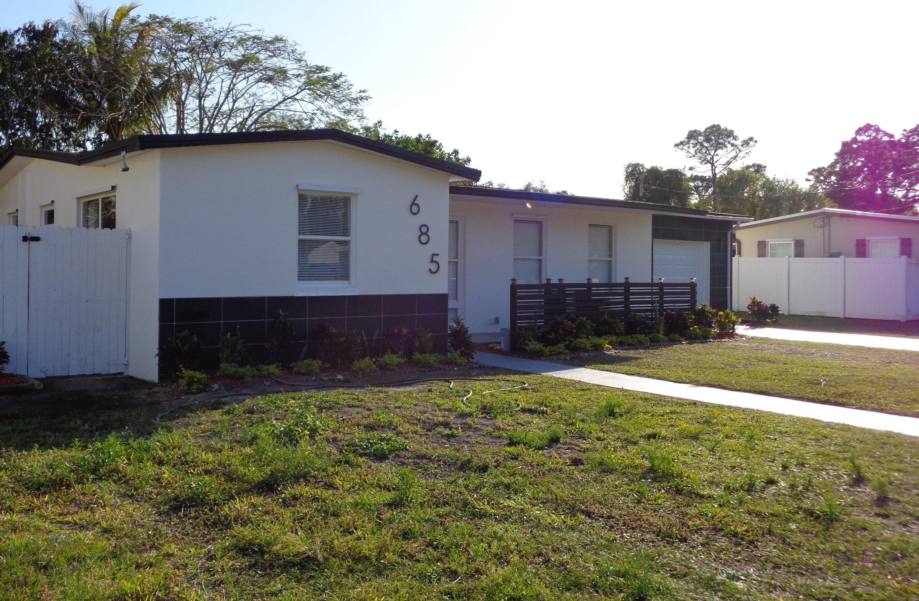 685 21st St, Vero Beach FL  32960-5451 exterior