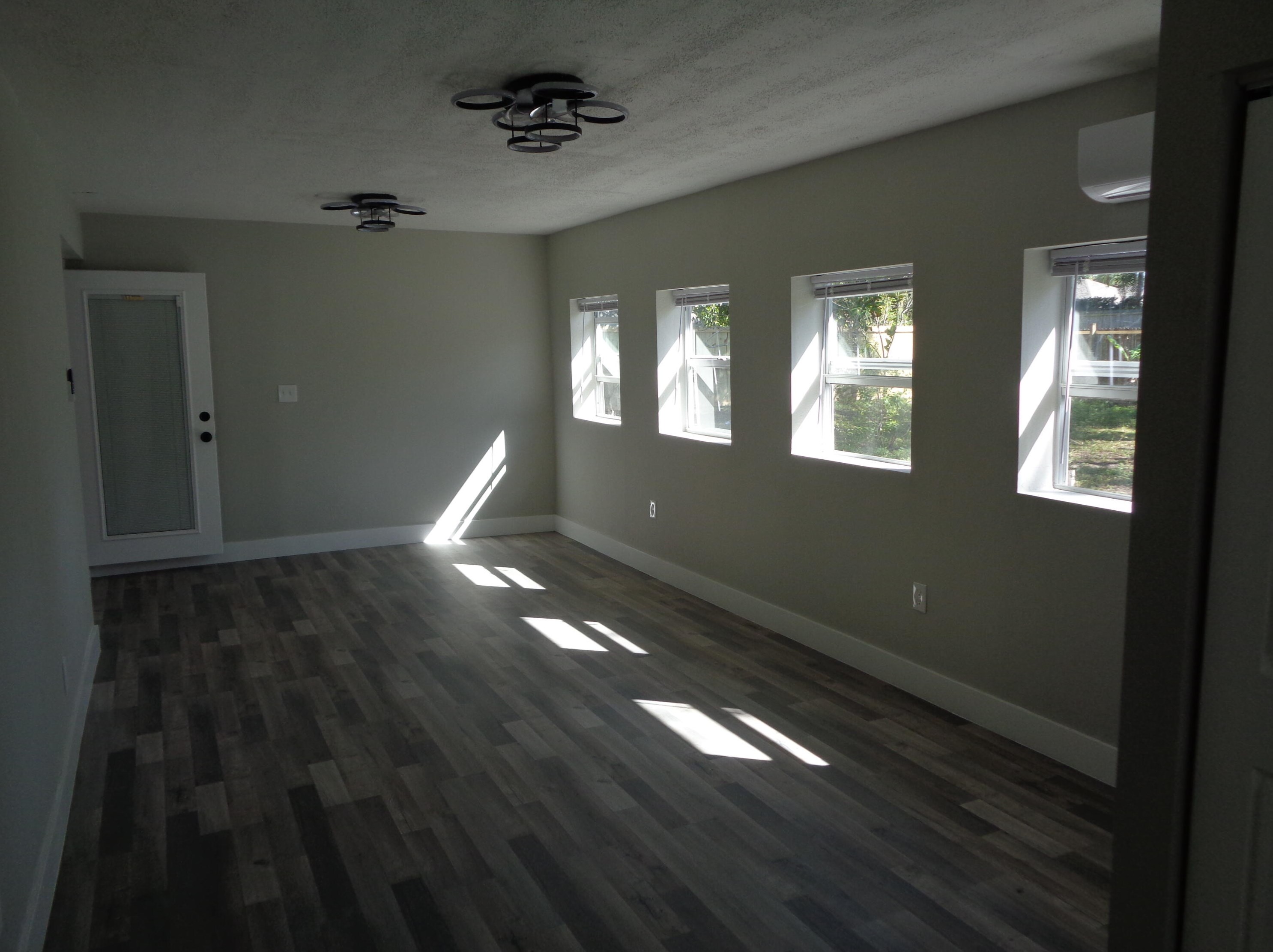 685 21st St, Vero Beach FL  32960-5451 exterior