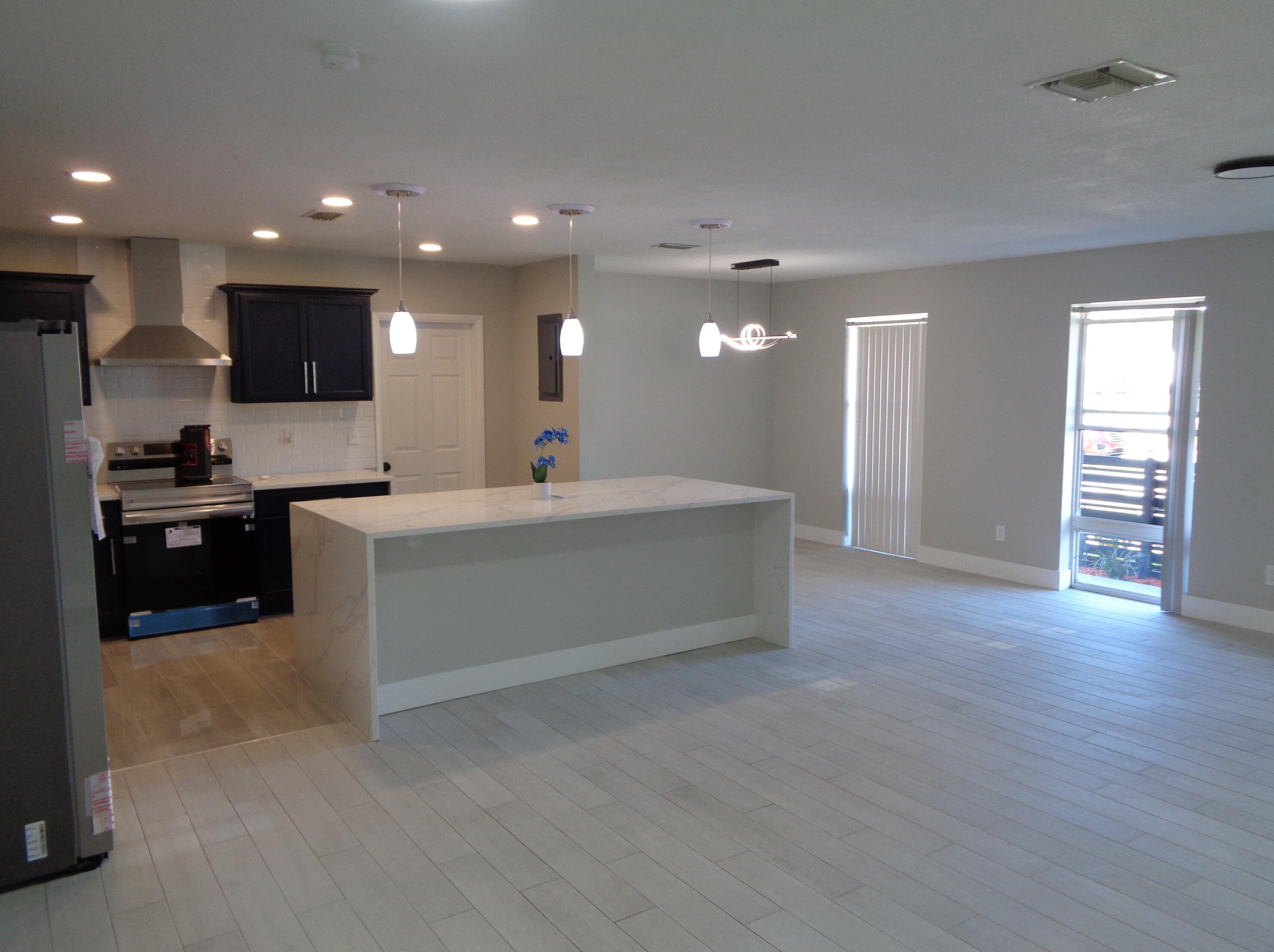 685 21st St, Vero Beach FL  32960-5451 exterior