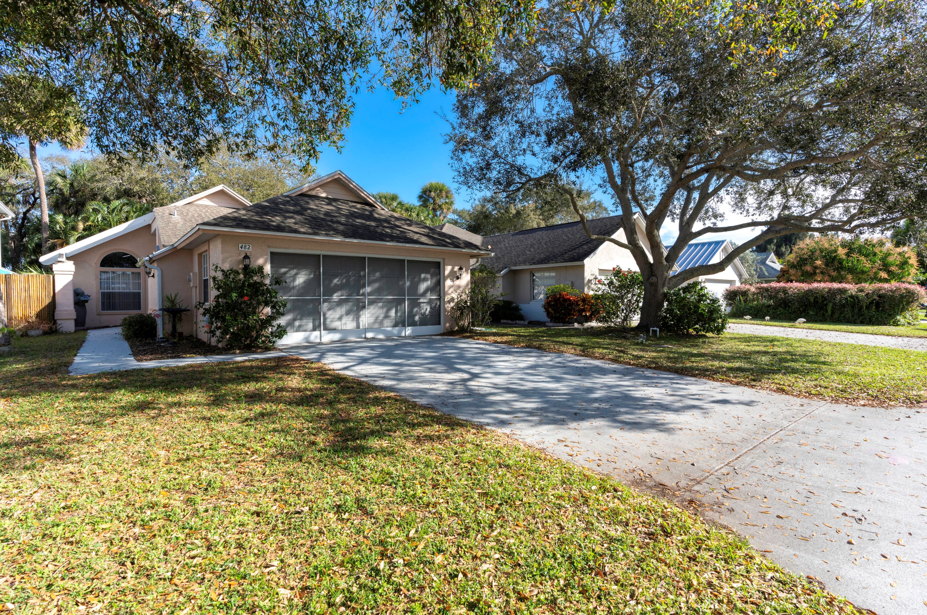 482 10th Pl, Vero Beach FL  32960-6818 exterior