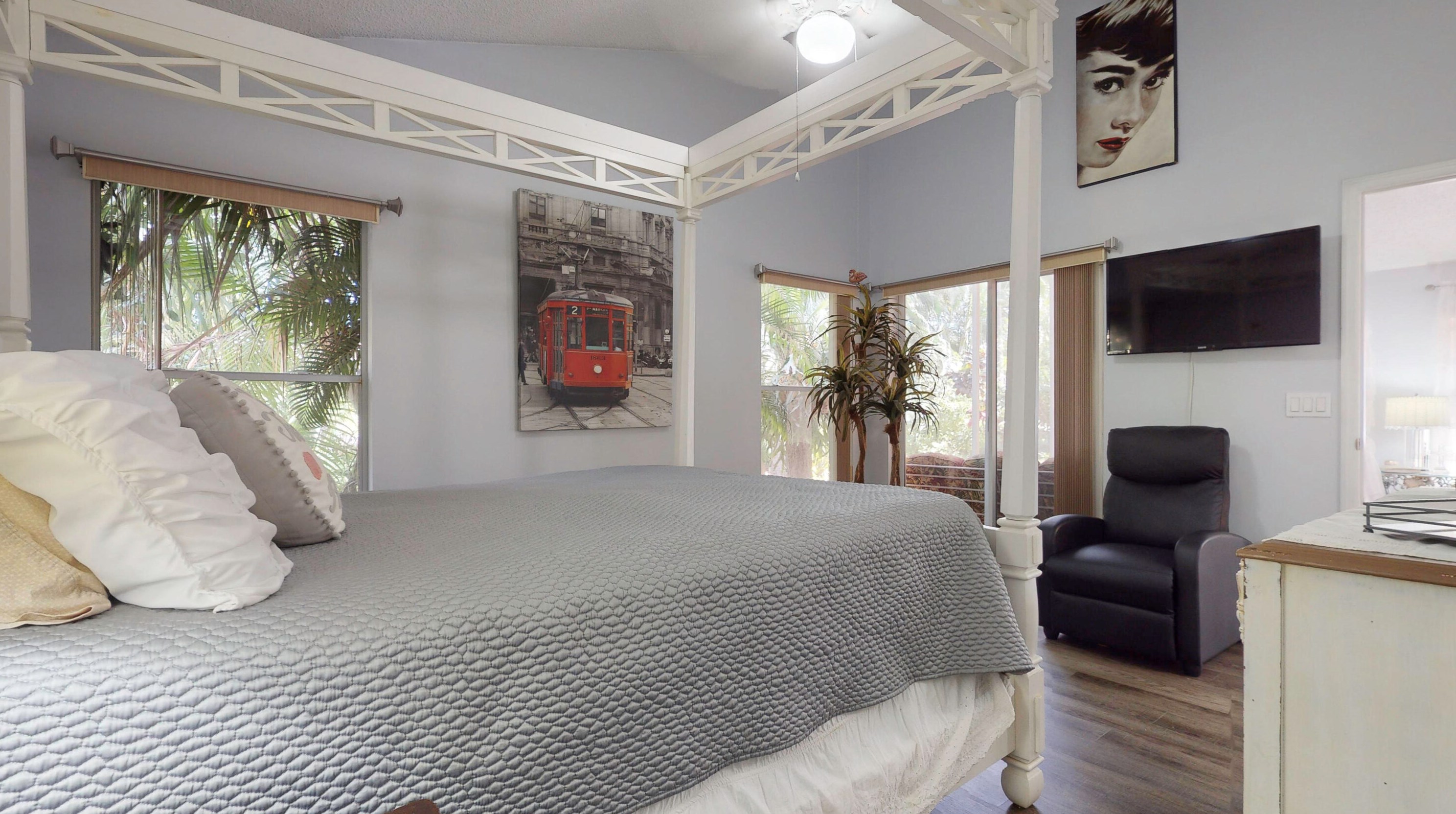 482 10th Pl, Vero Beach FL  32960-6818 exterior