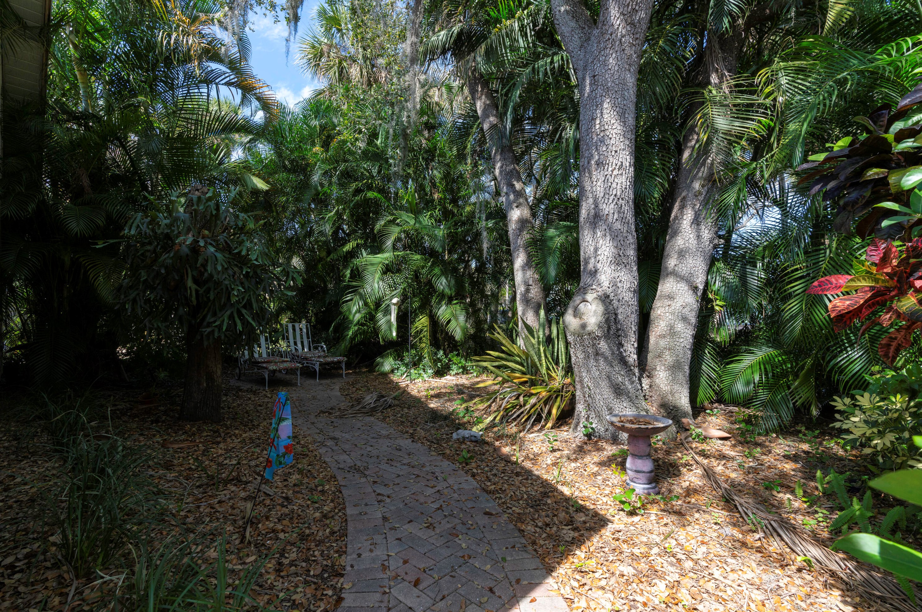 482 10th Pl, Vero Beach FL  32960-6818 exterior