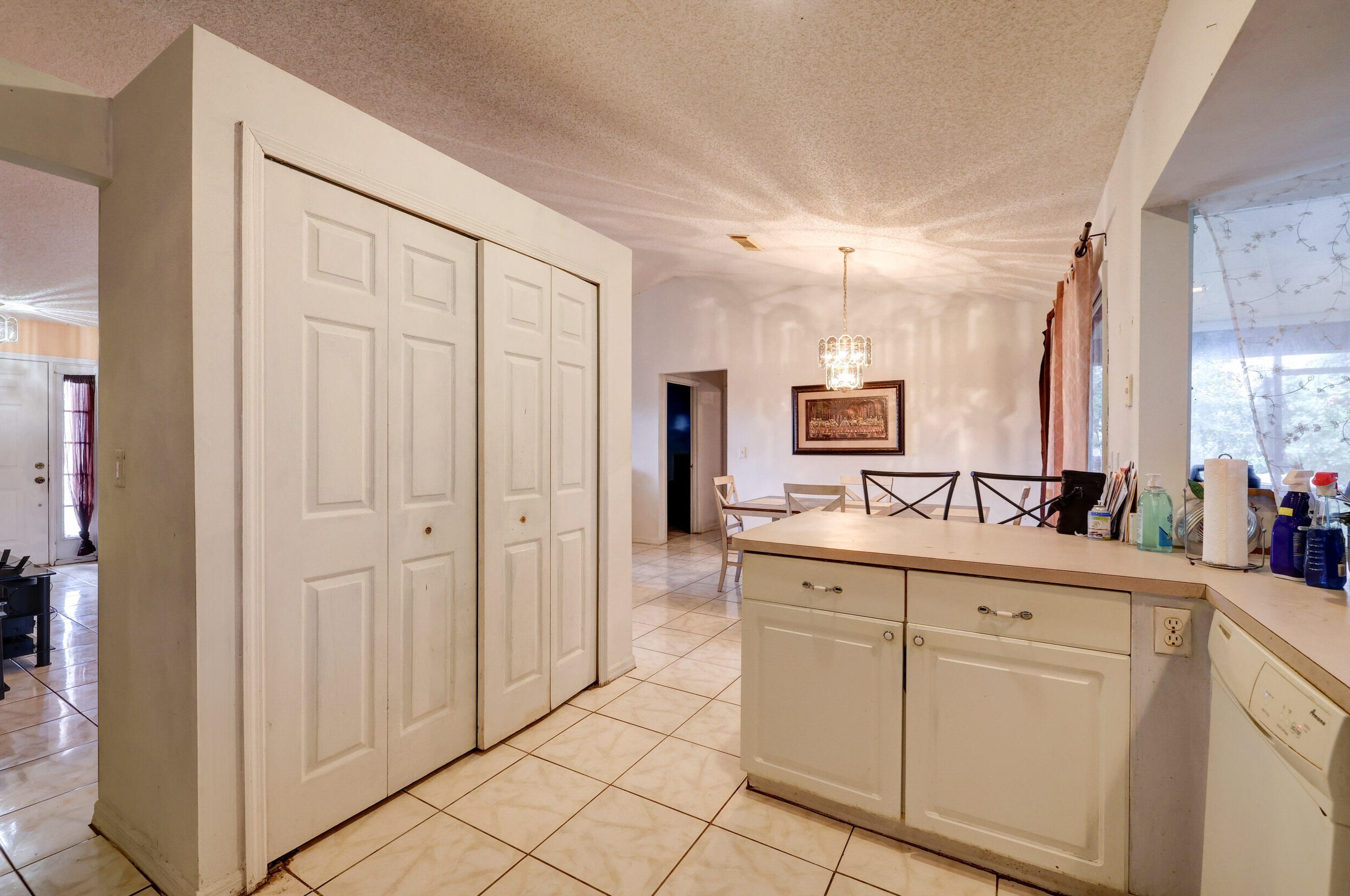 3901 Jarmer Rd, Fort Pierce FL  34953-3648 exterior