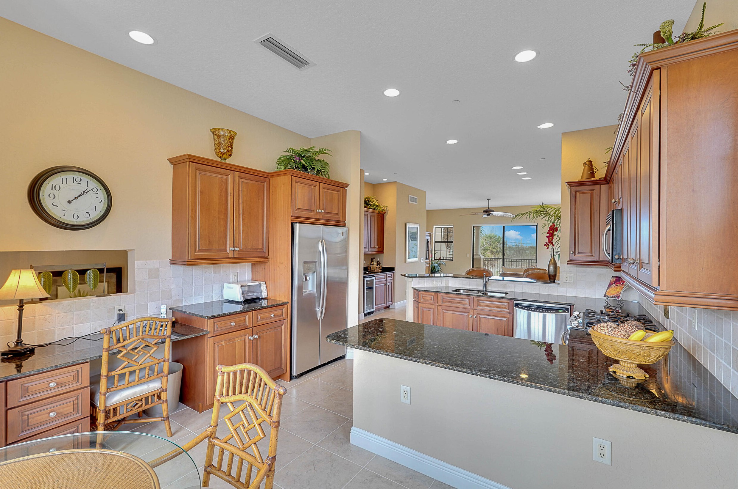 204 Del Sol Cir, Jupiter FL 33469-2229 exterior