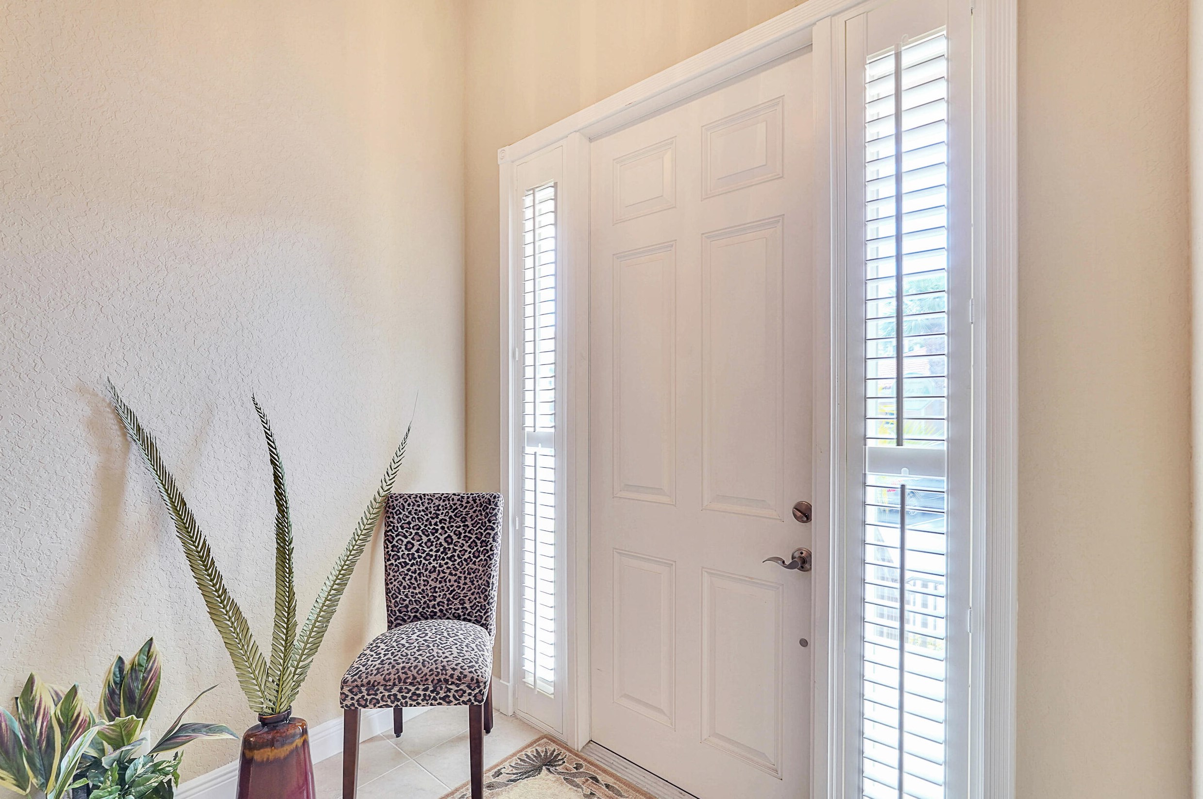 204 Del Sol Cir, Jupiter FL 33469-2229 exterior